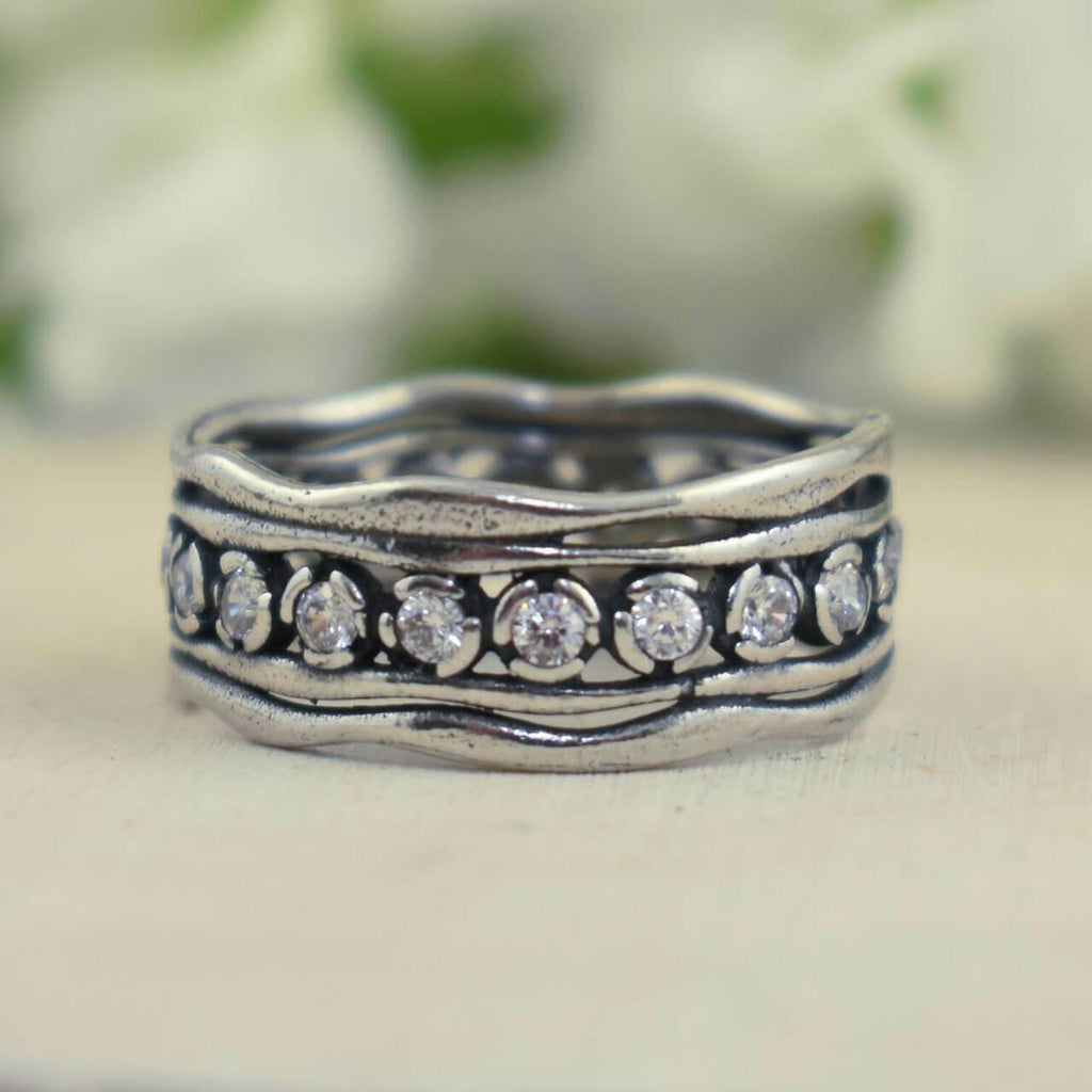 Glisten Up Girl Ring