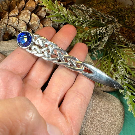 Overton Celtic Knot Kilt Pin