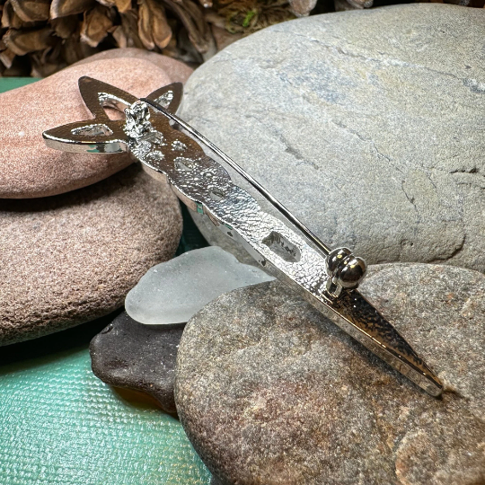 Classic Celtic Knot Kilt Pin