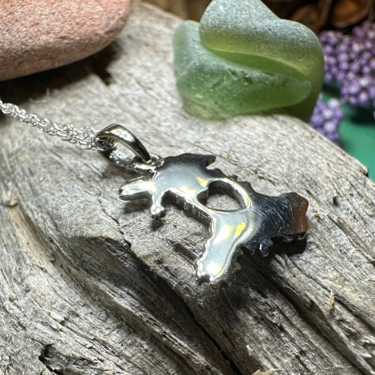 Wales Celtic Necklace