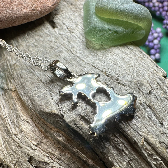 Wales Celtic Necklace