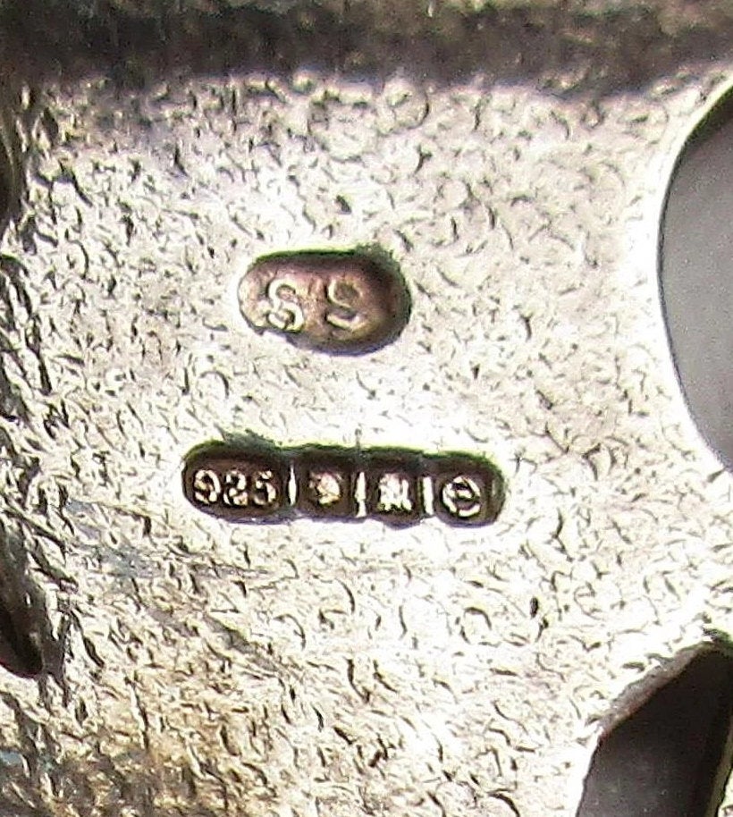 Gaelic "My Darling" Brooch