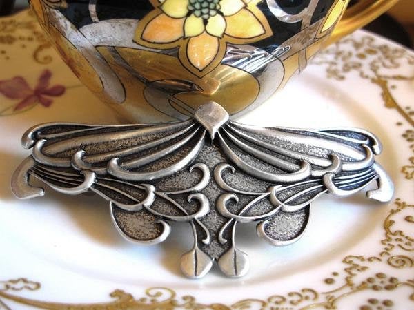 Celtic Leaf Hair Clip