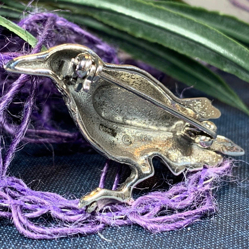 Tethra Realistic Raven Brooch