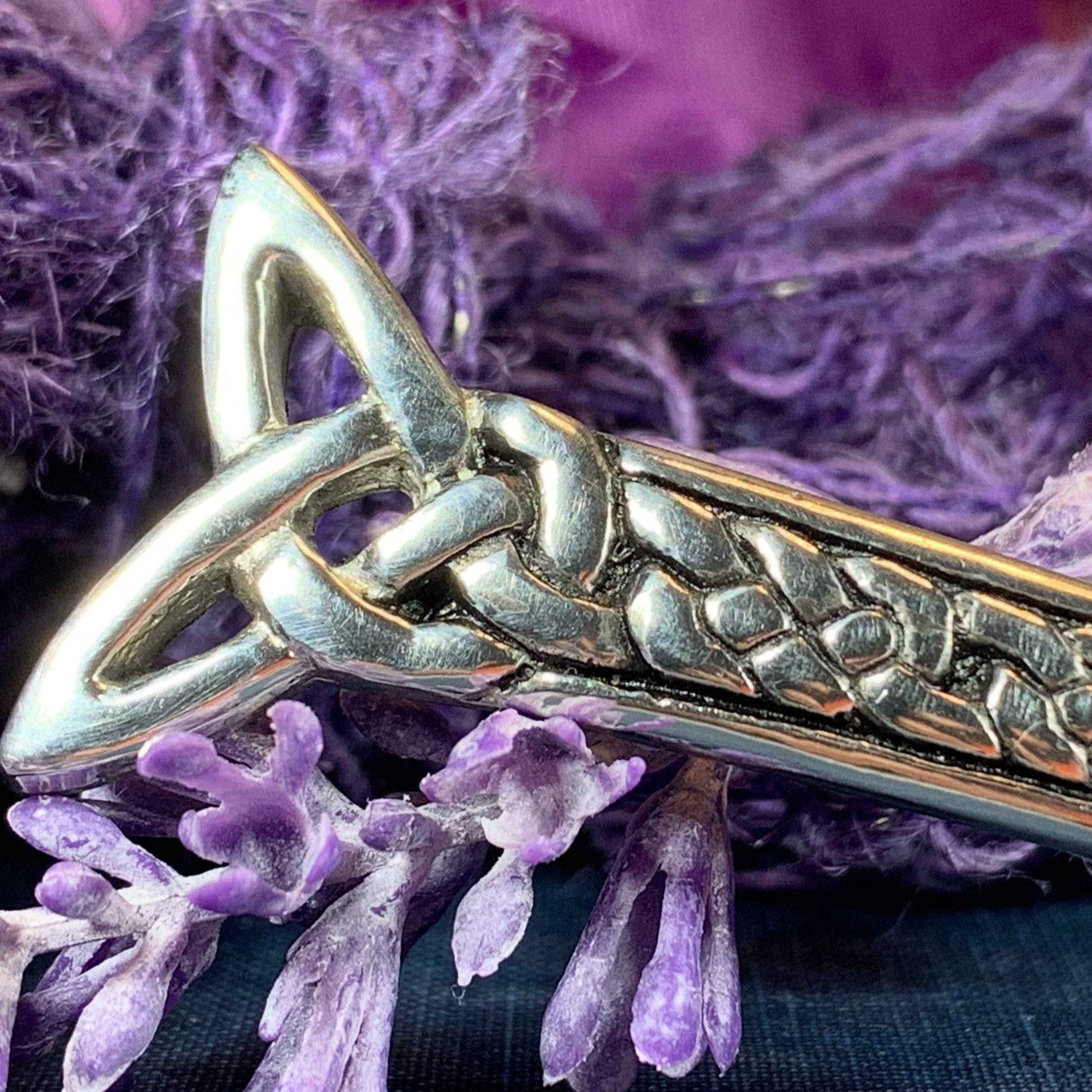 Pewter Celtic Knot Kilt Pin