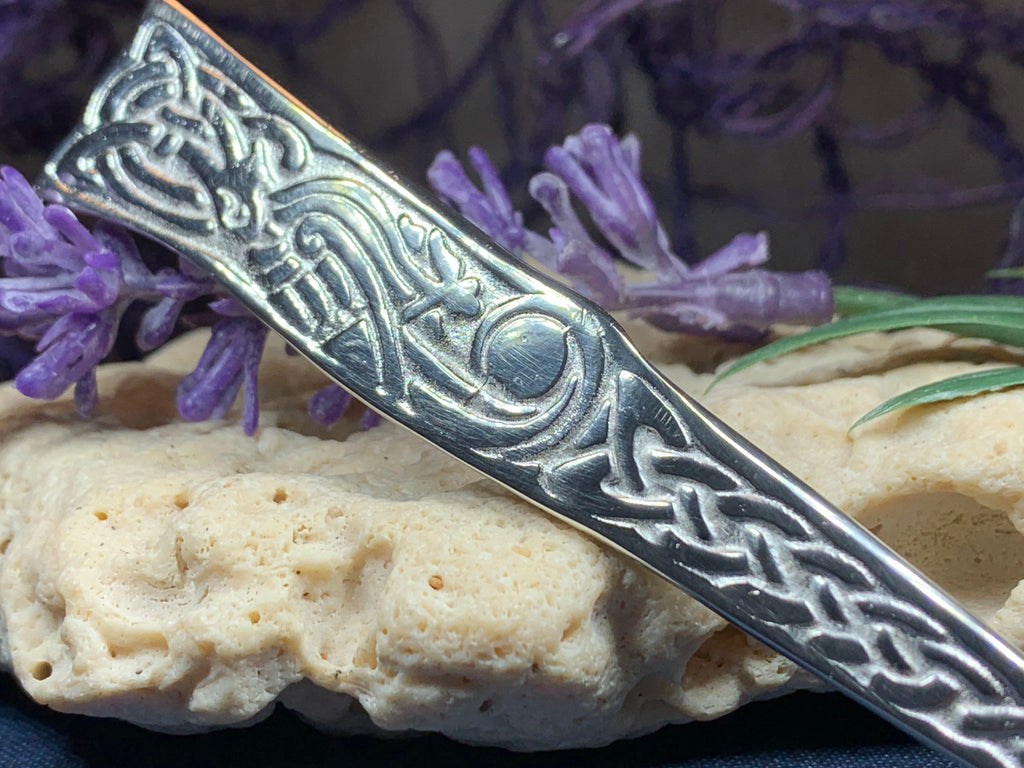 Celtic Dog Kilt Pin