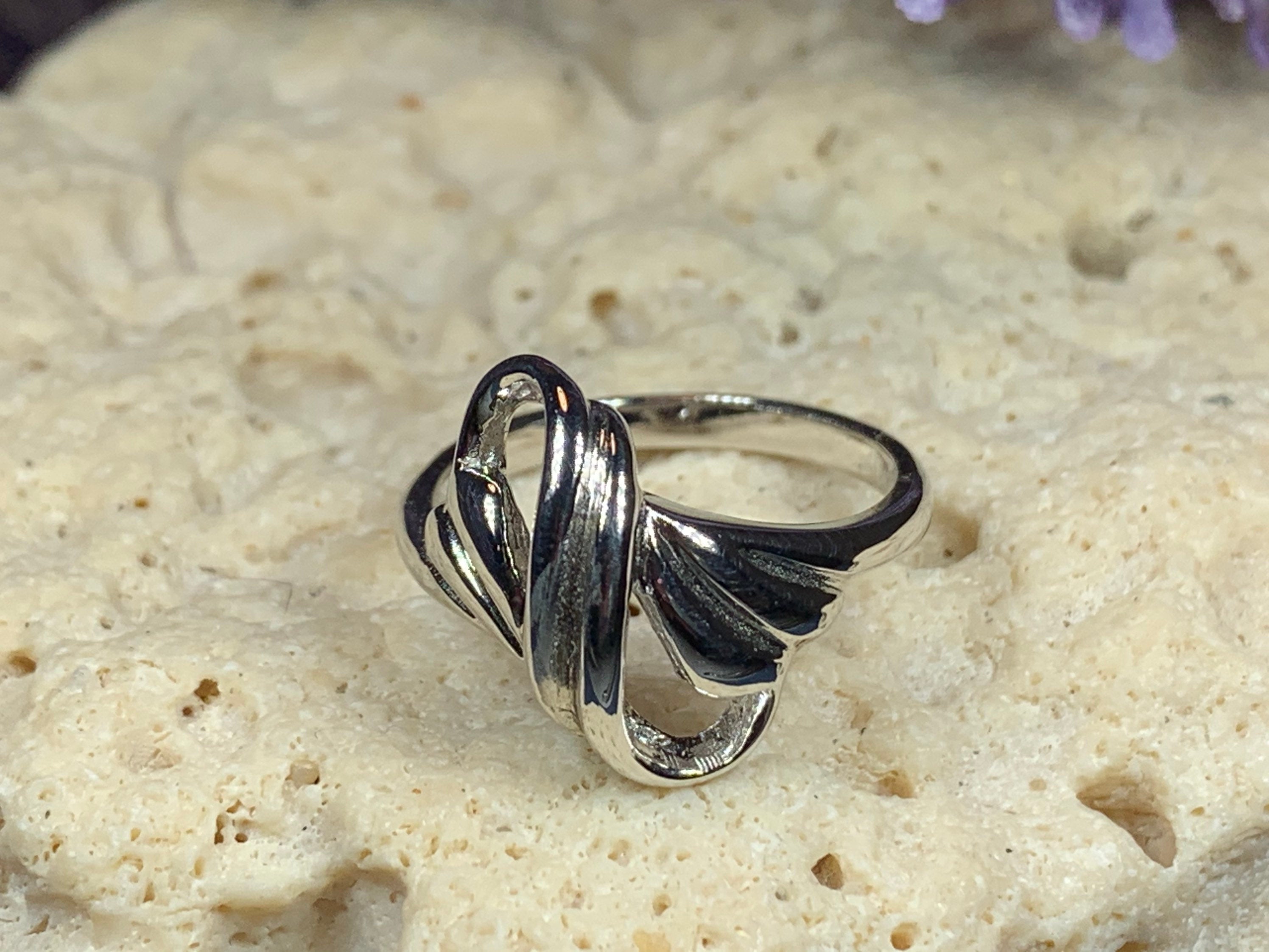 Celtic Knot Swirl Ring