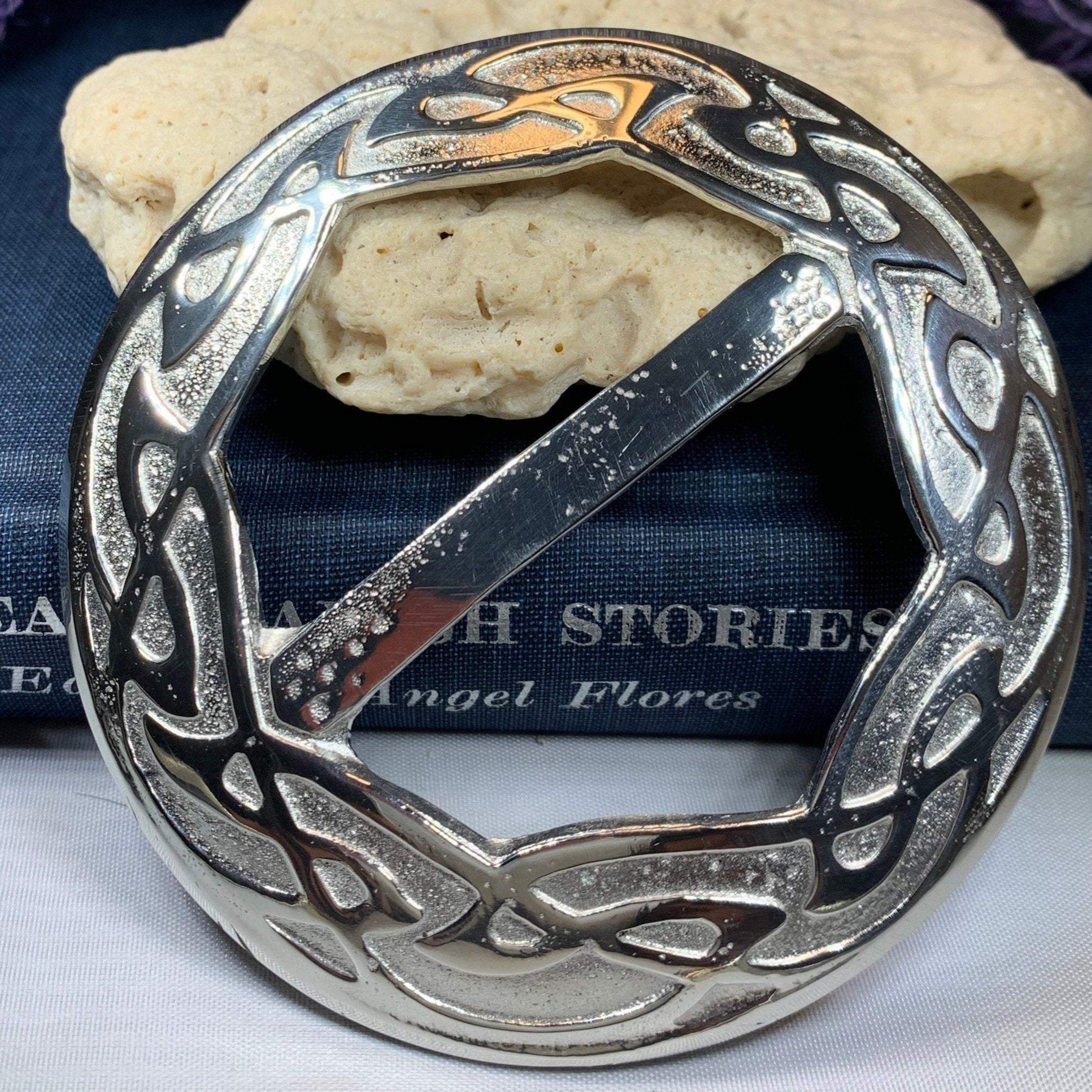 Large Celtic Knot Scarf Ring