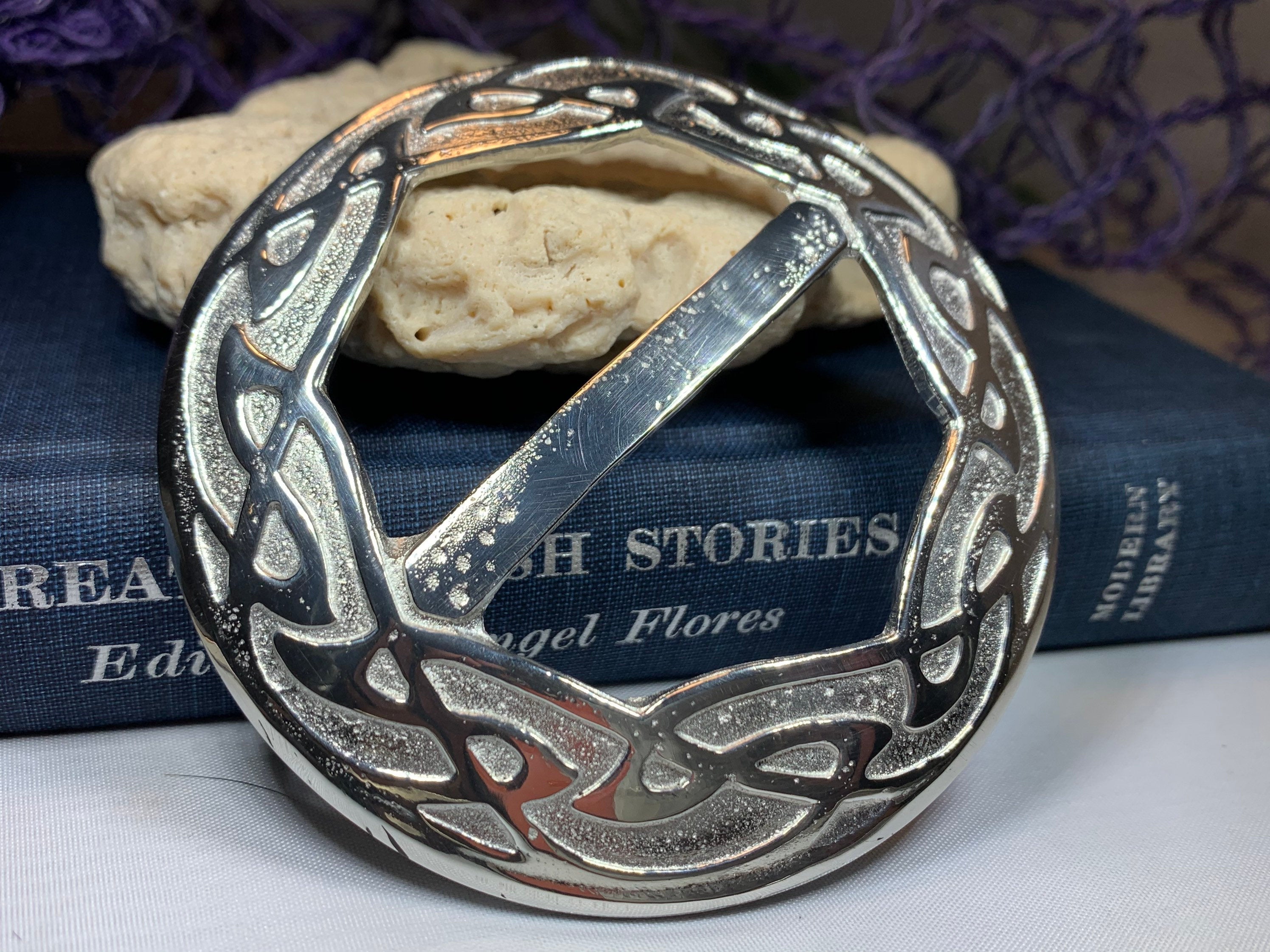 Large Celtic Knot Scarf Ring