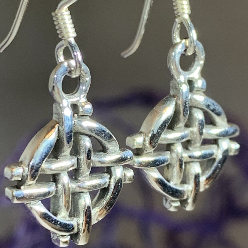 Shield Knot Earrings