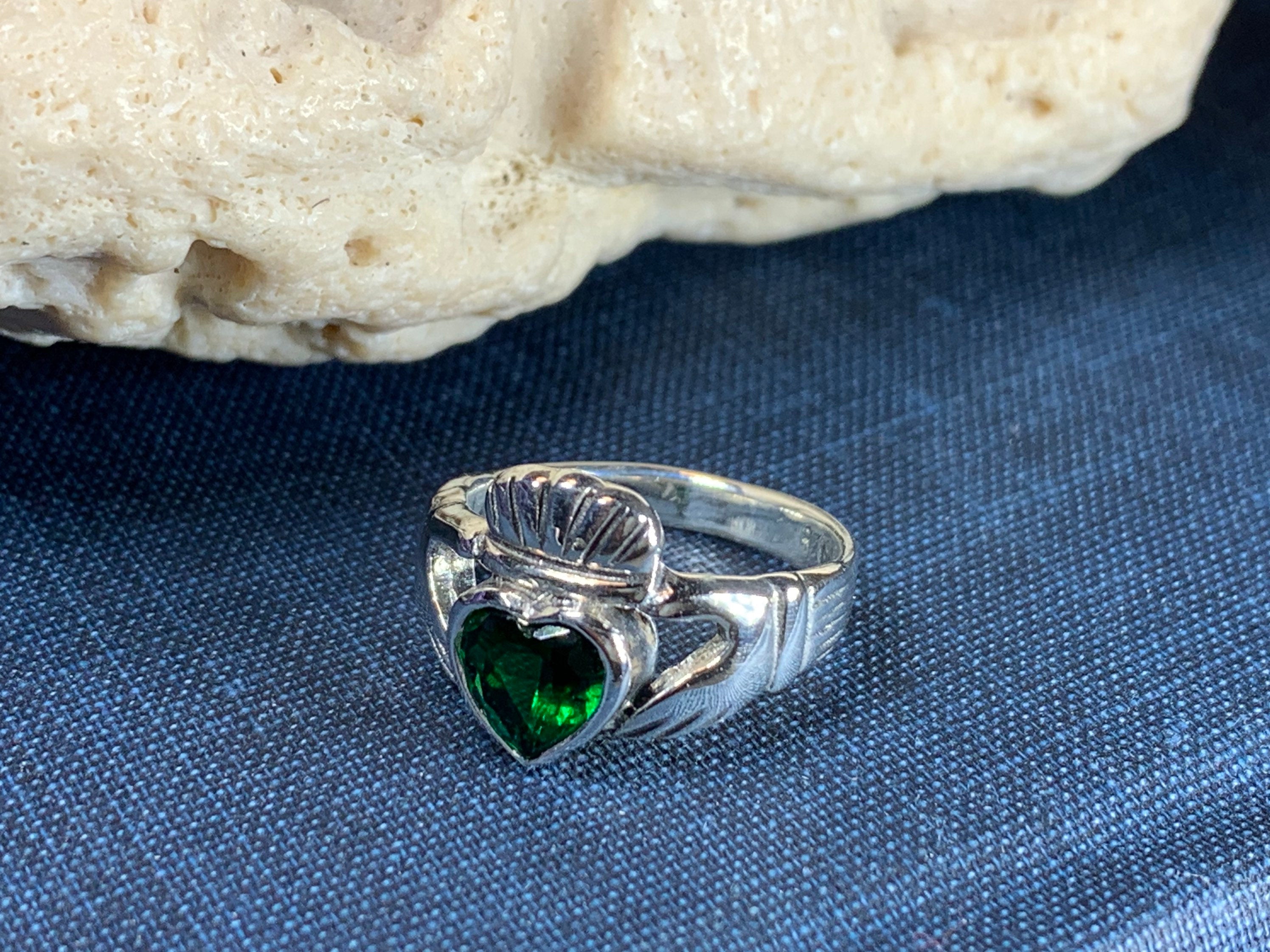 Emerald Claddagh Ring