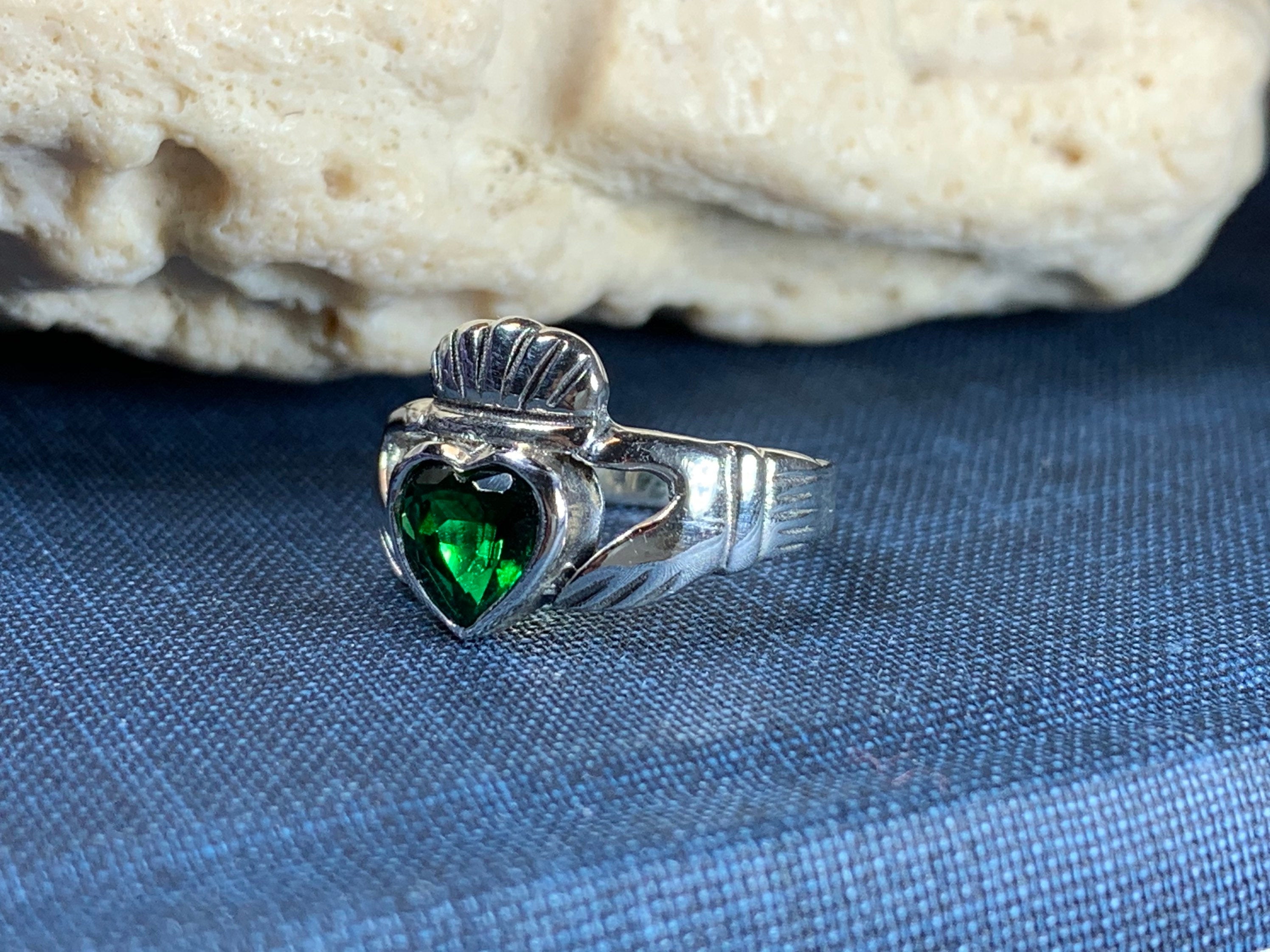 Emerald Claddagh Ring
