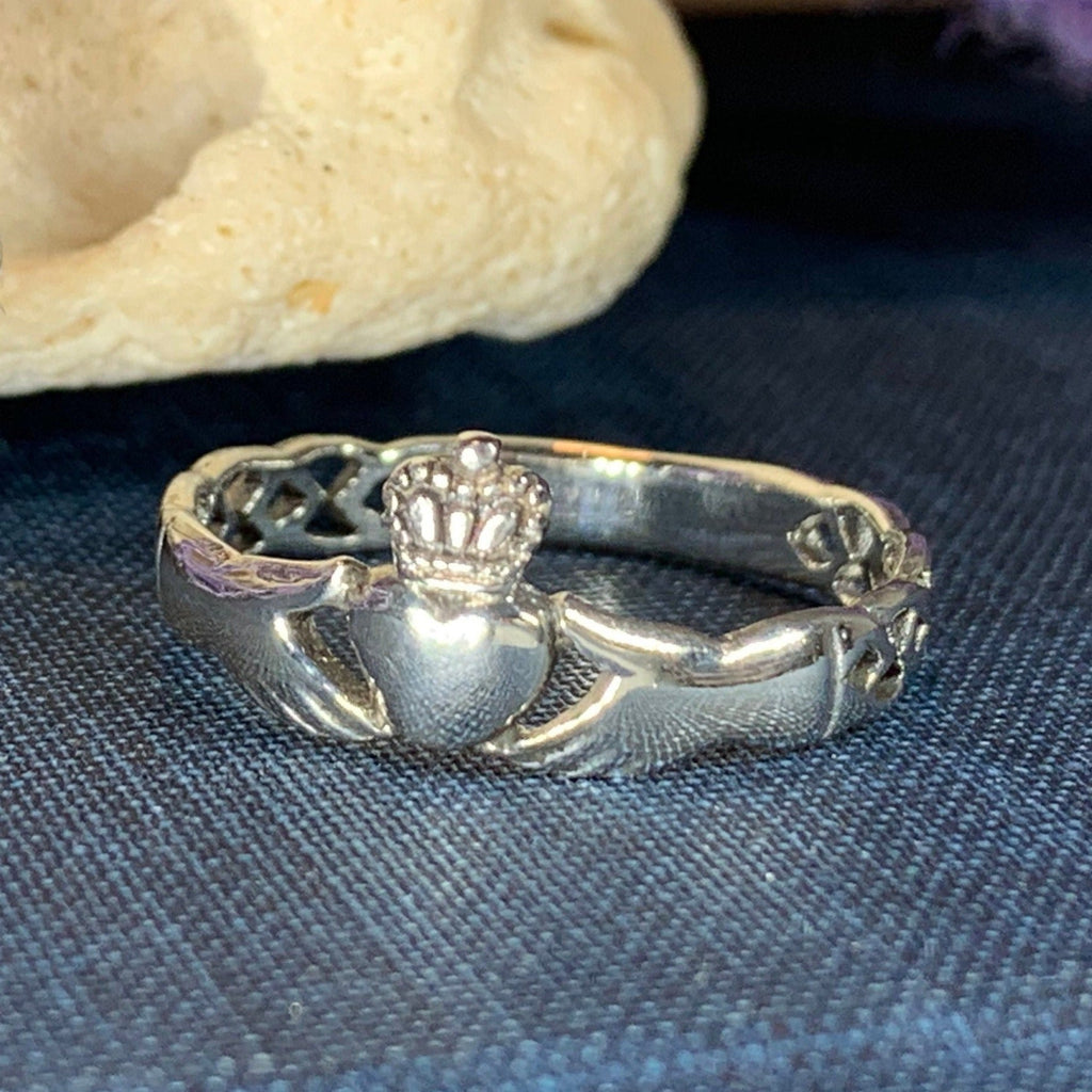Irish Claddagh Celtic Knot Ring