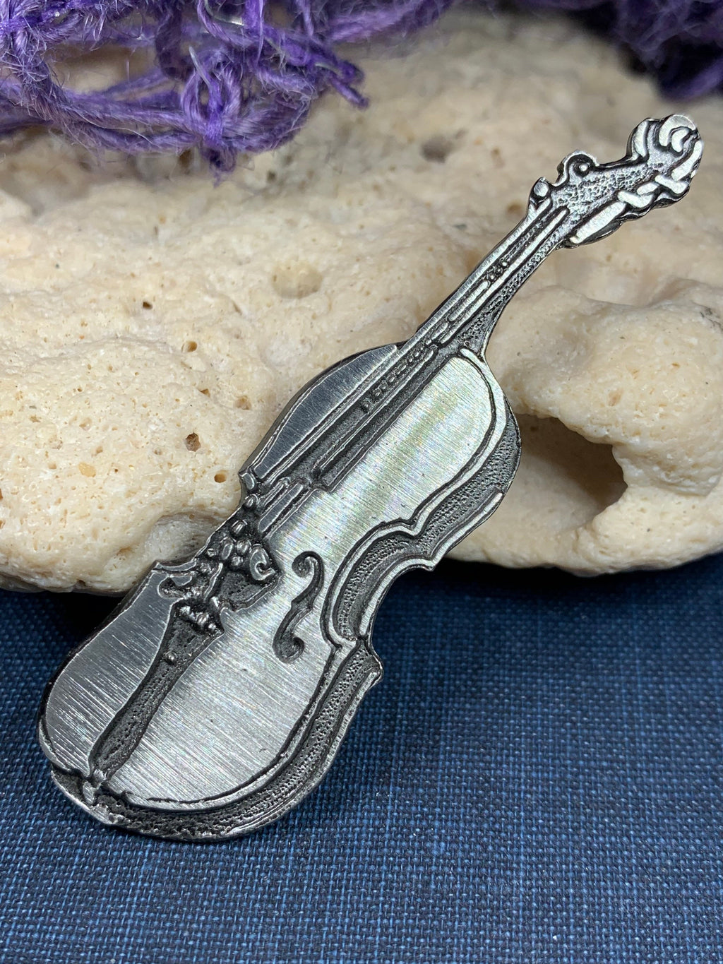 Irish Fiddle Celtic Brooch