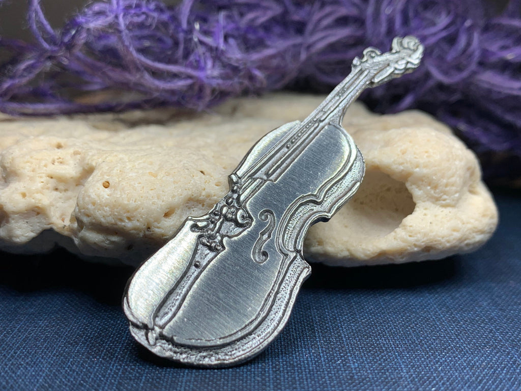 Irish Fiddle Celtic Brooch
