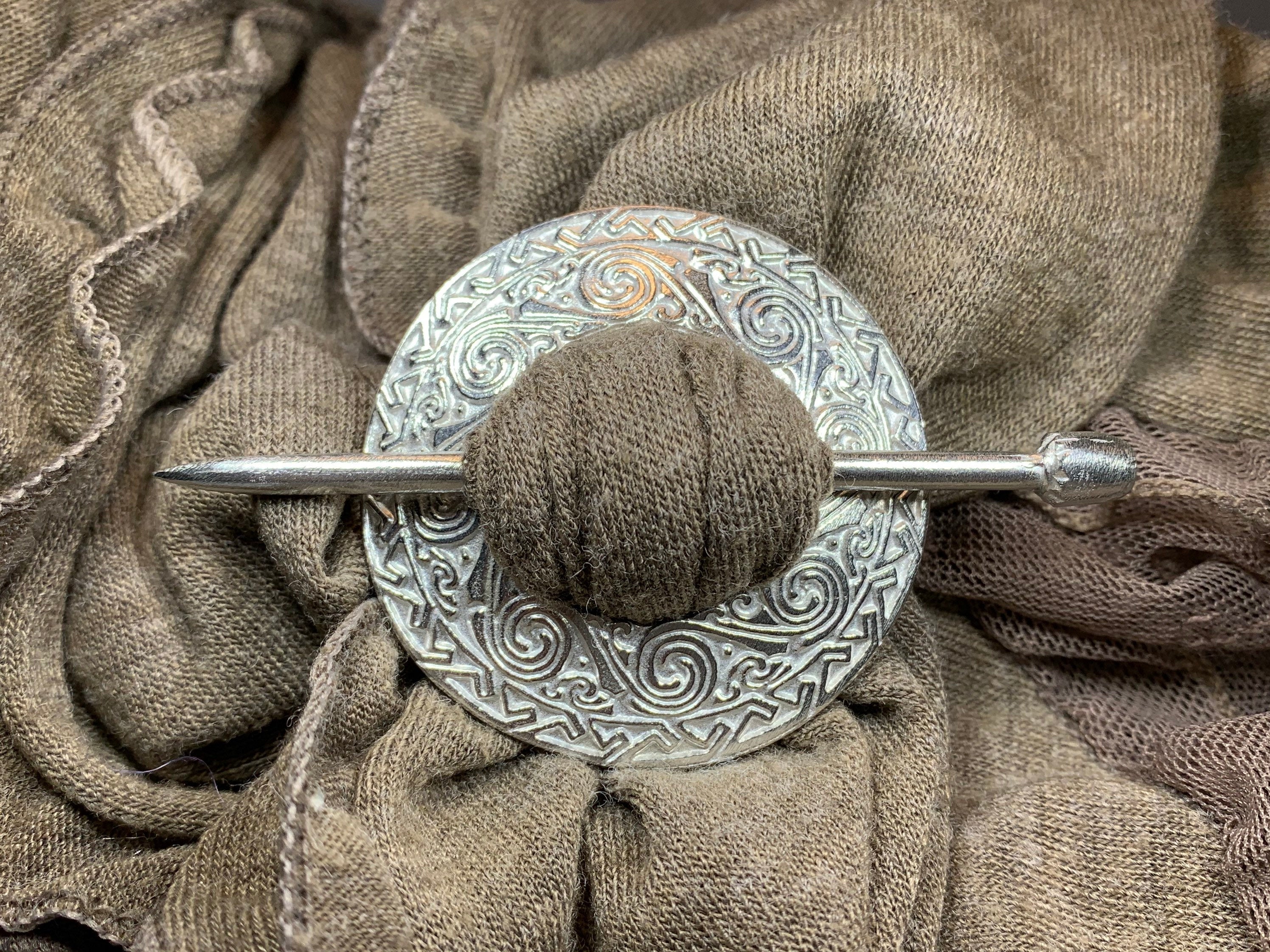 Isla Celtic Scarf Ring