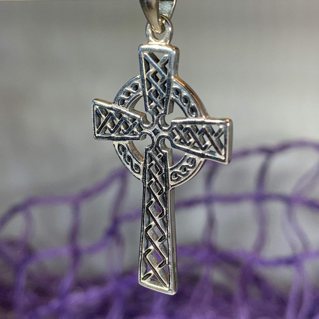 Foellan Celtic Knot Cross Necklace