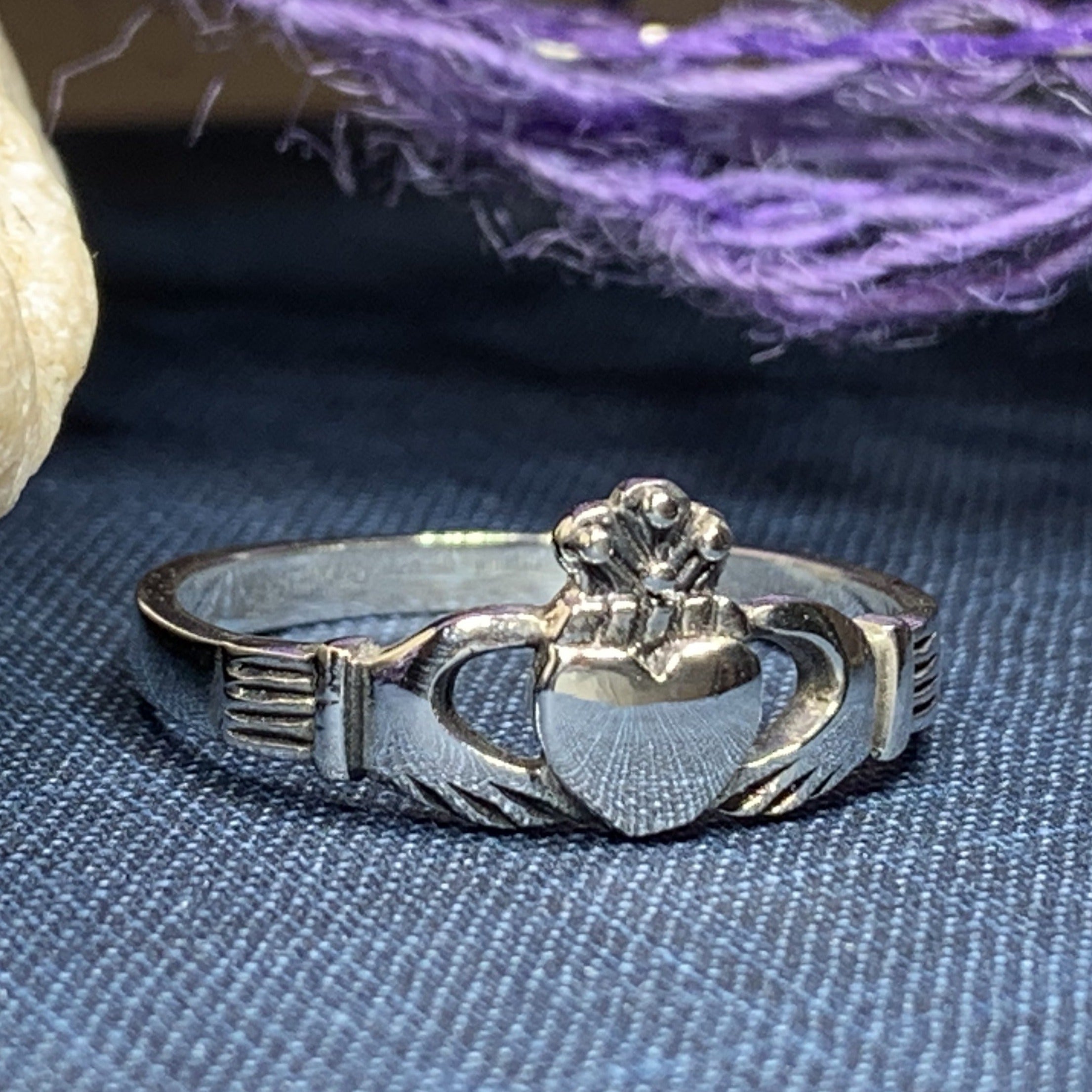 Carrigeen Claddagh Ring
