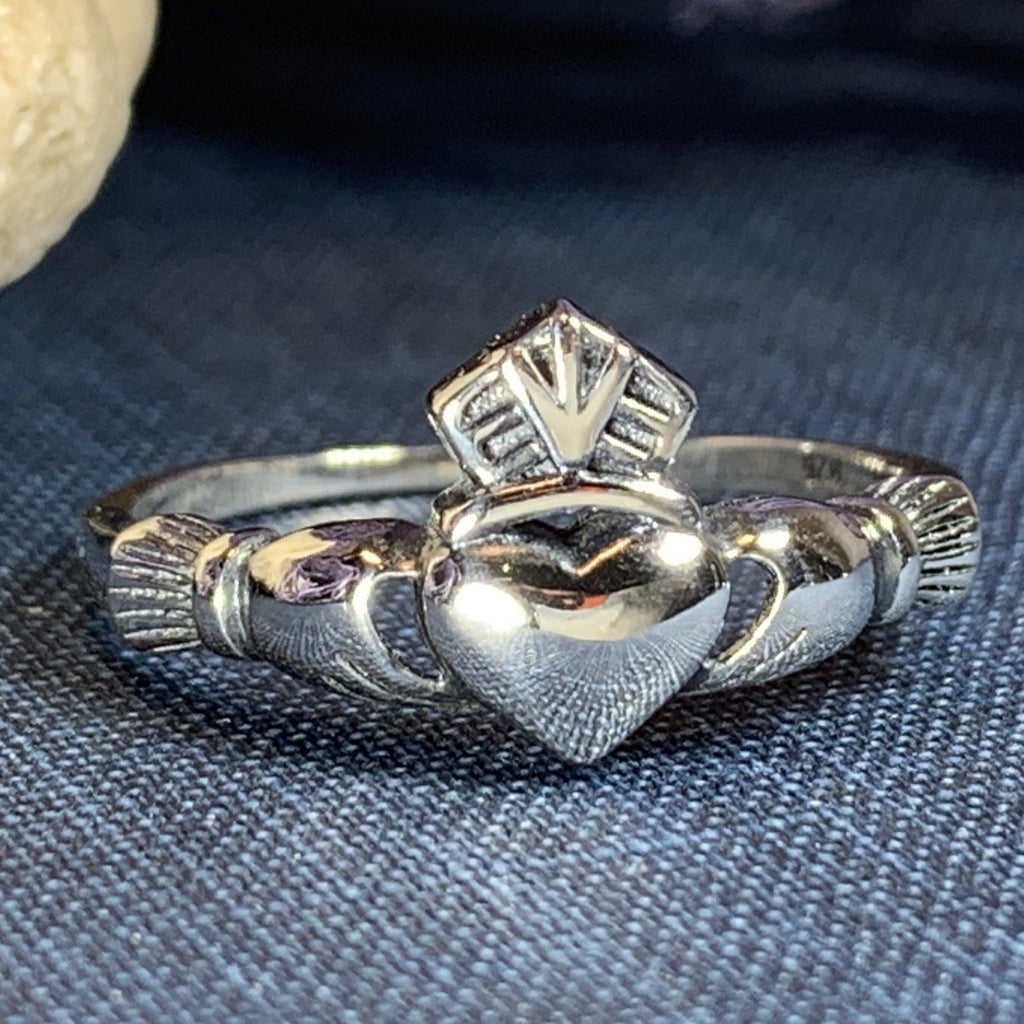 Dunlavin Claddagh Ring