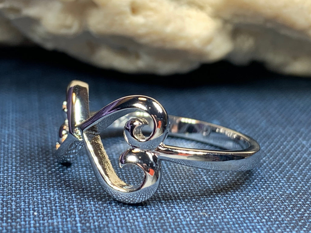 Celtic Infinite Love Heart Ring