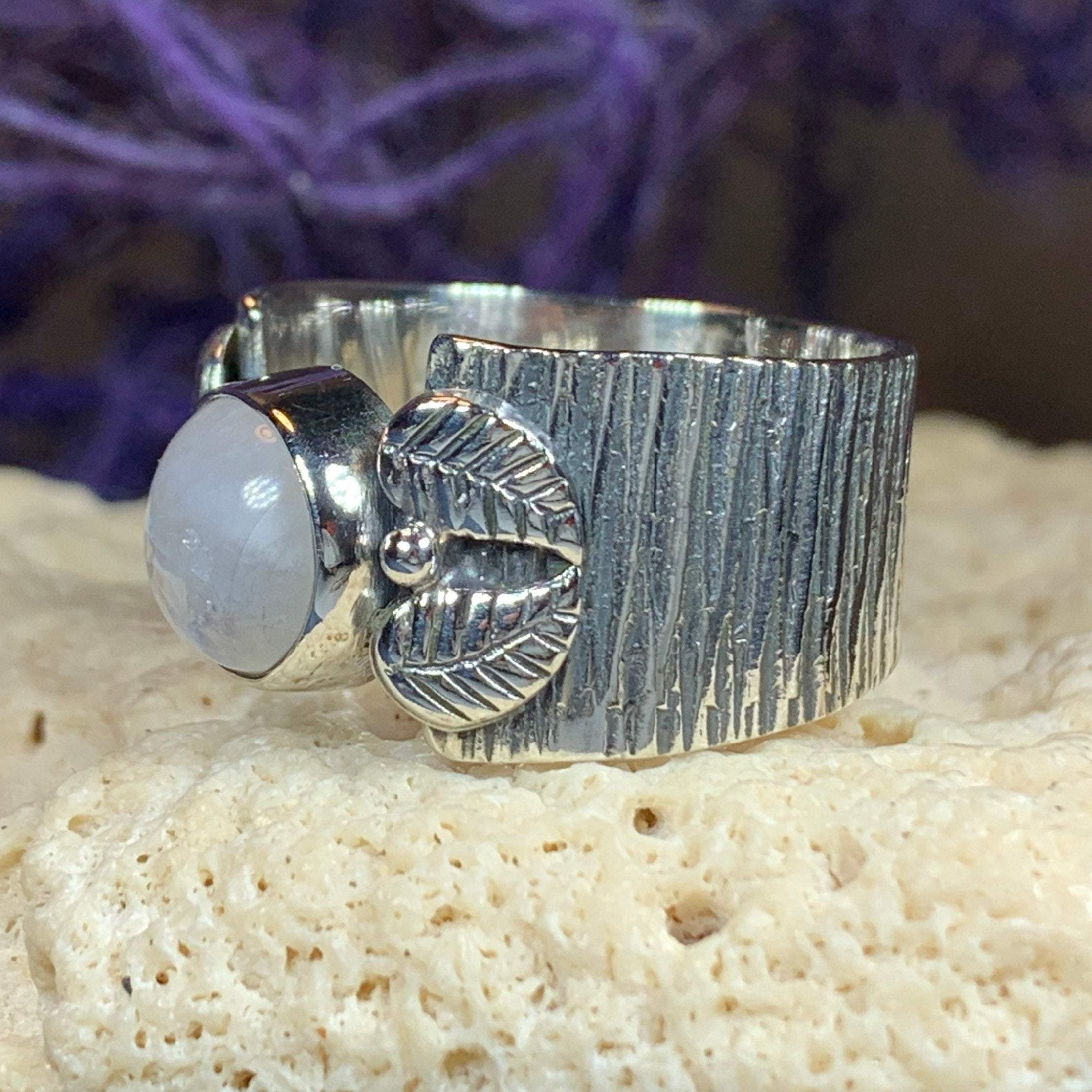 Colm Celtic Leaf Ring