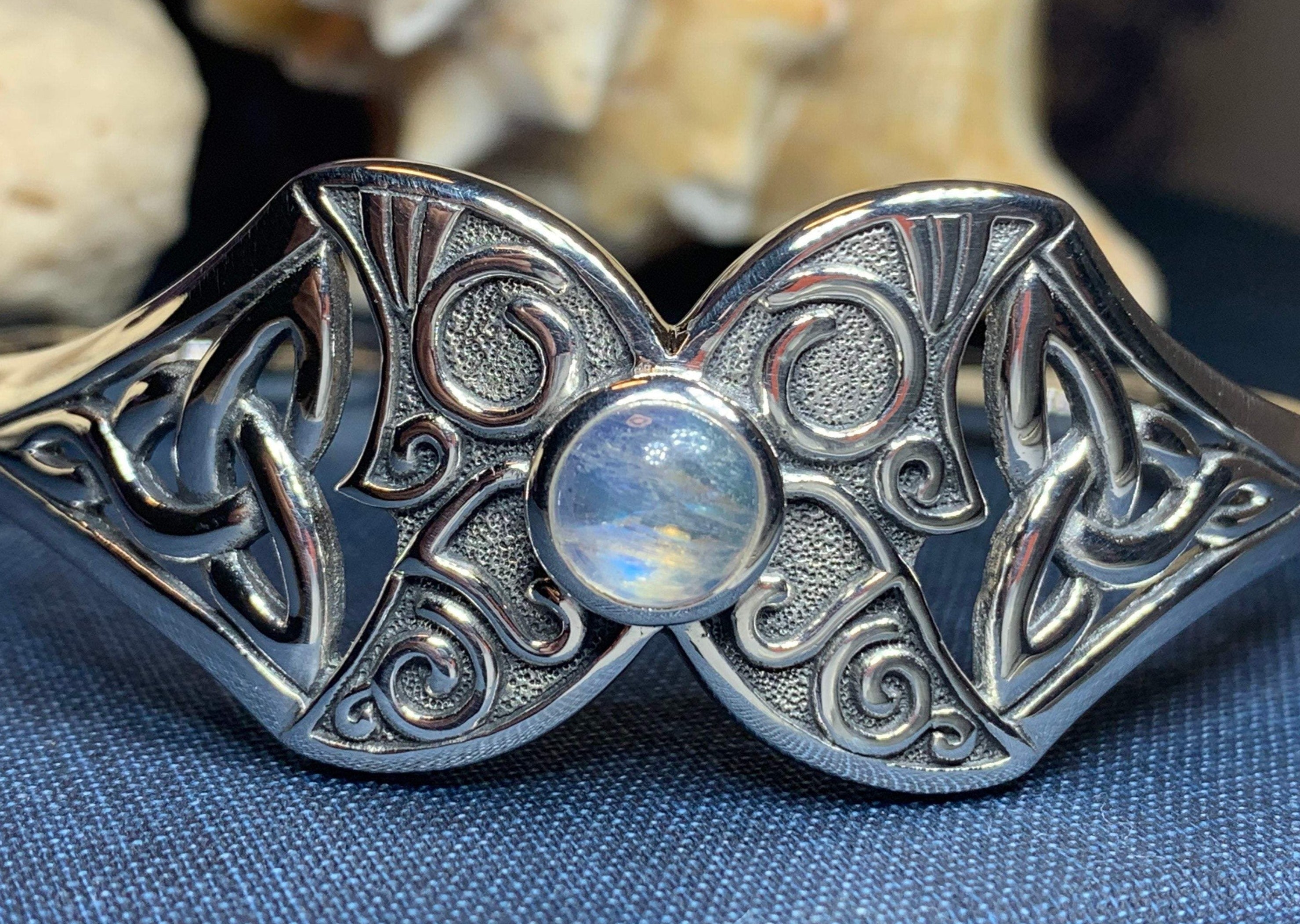 Vegard Triple Moon Bracelet