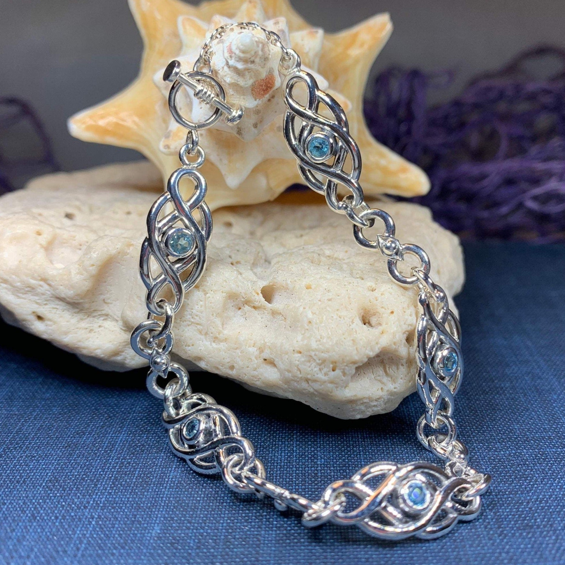 Kennocha Love Knot Bracelet