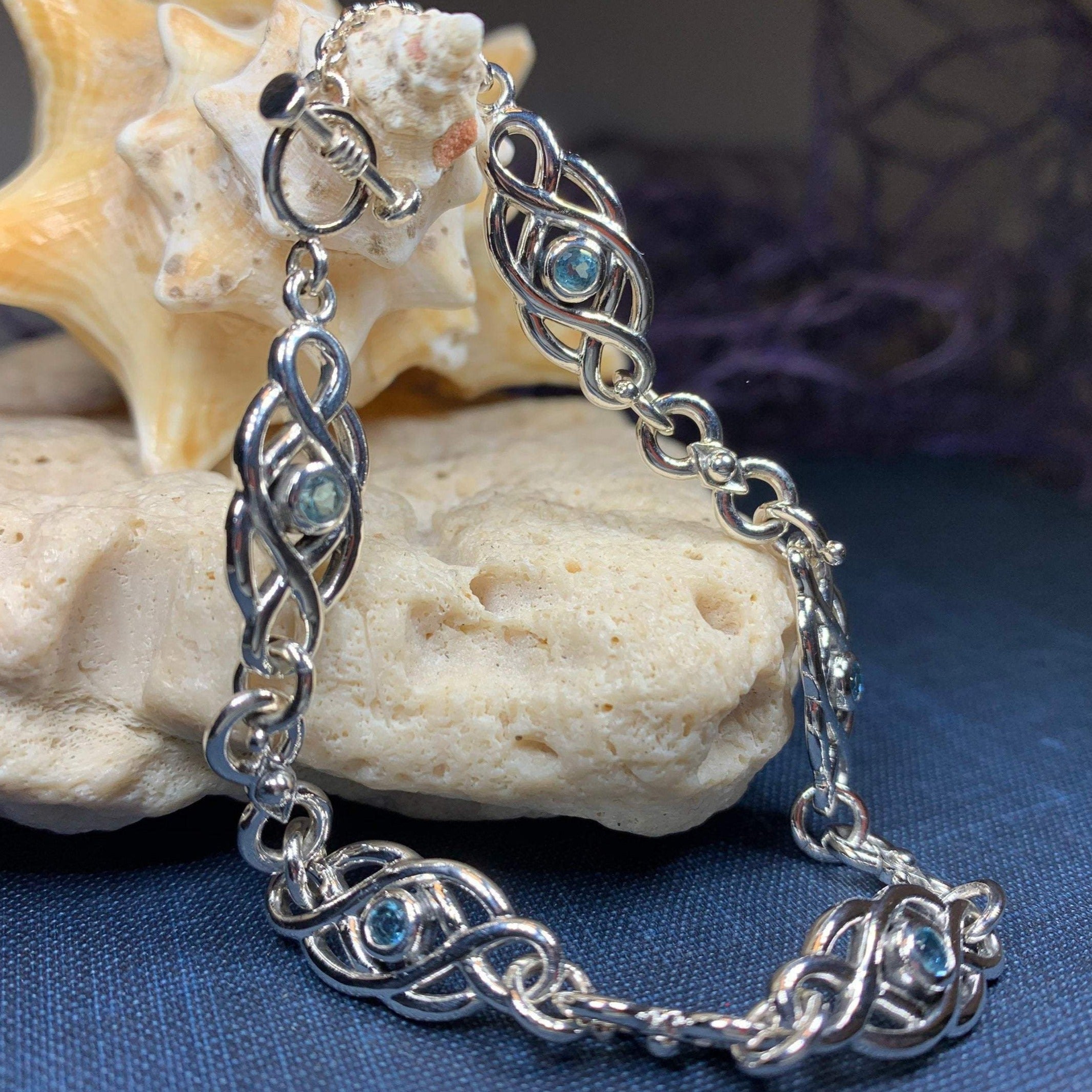 Kennocha Love Knot Bracelet