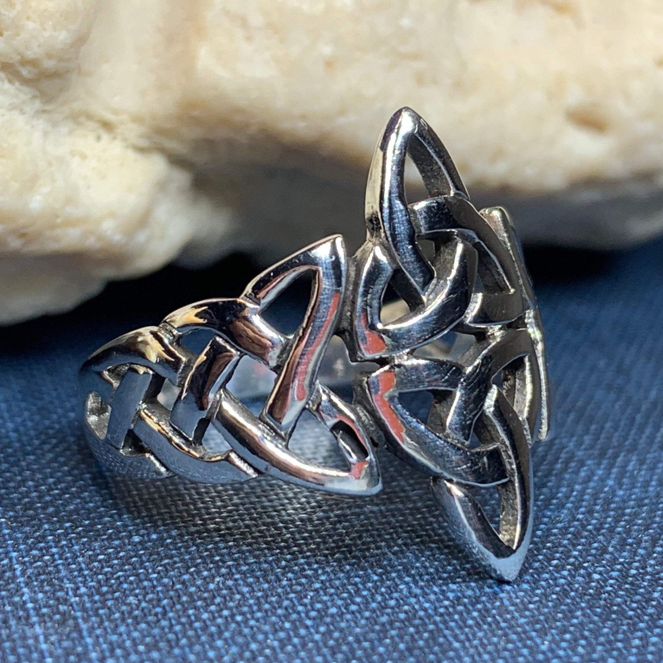 Double Trinity Knot Ring