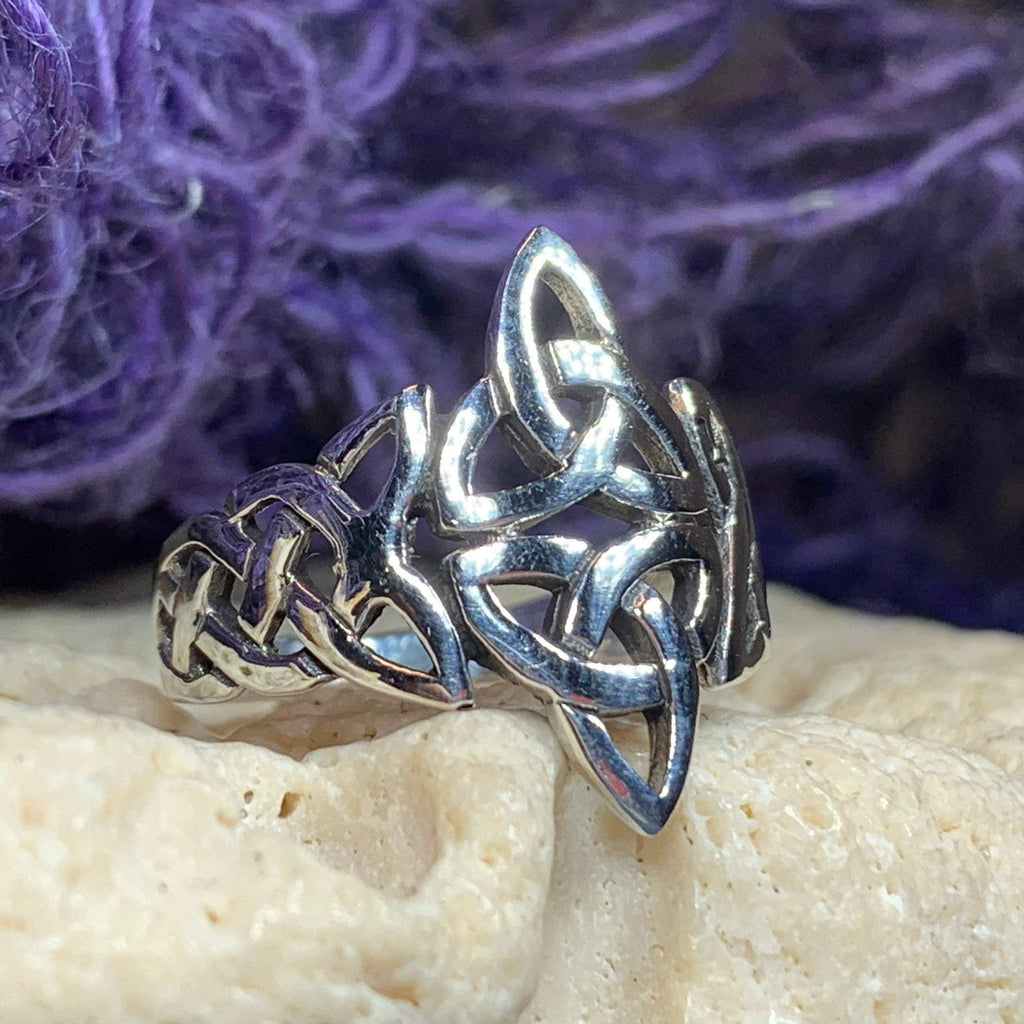 Double Trinity Knot Ring