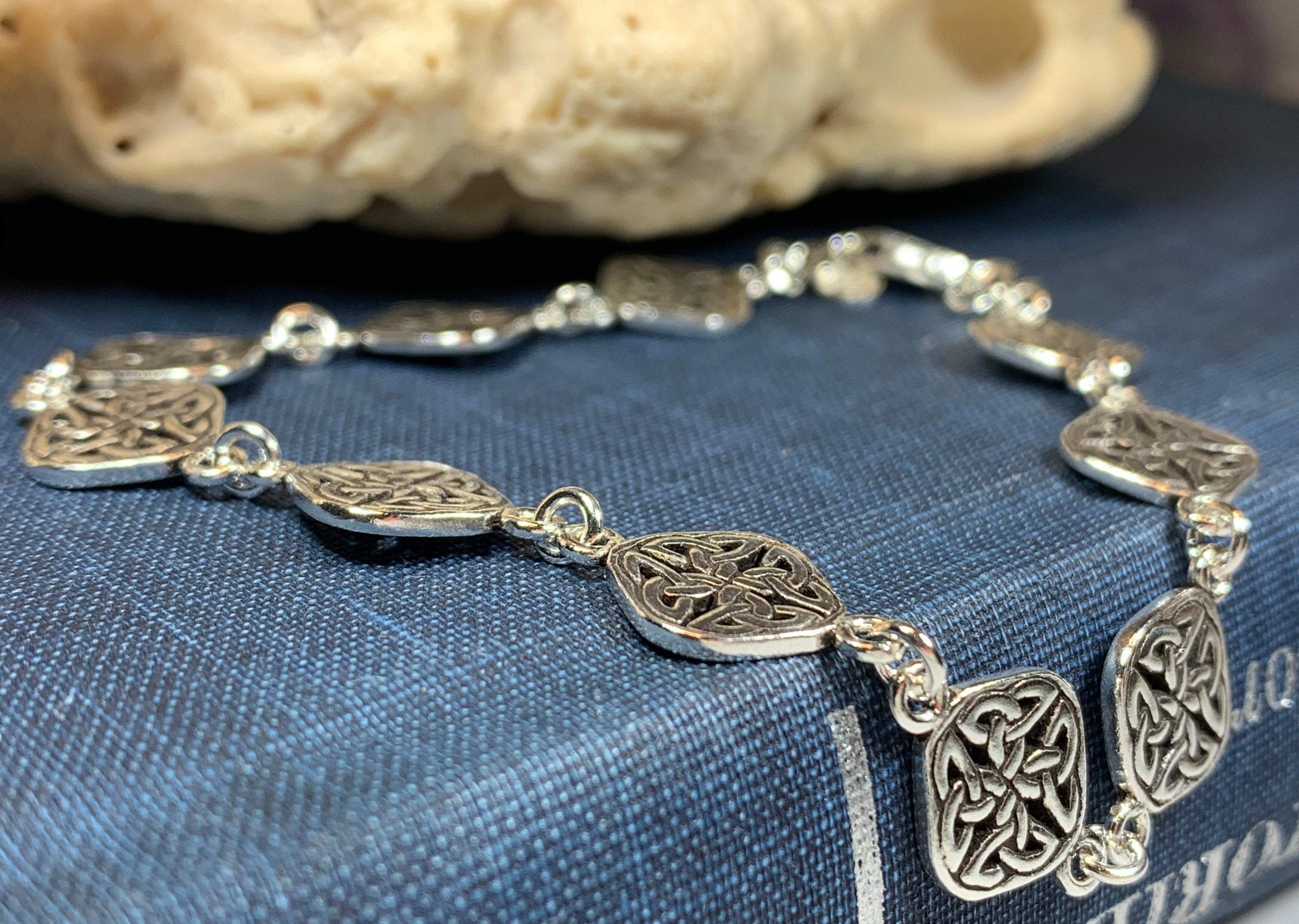 Mae Celtic Knot Bracelet
