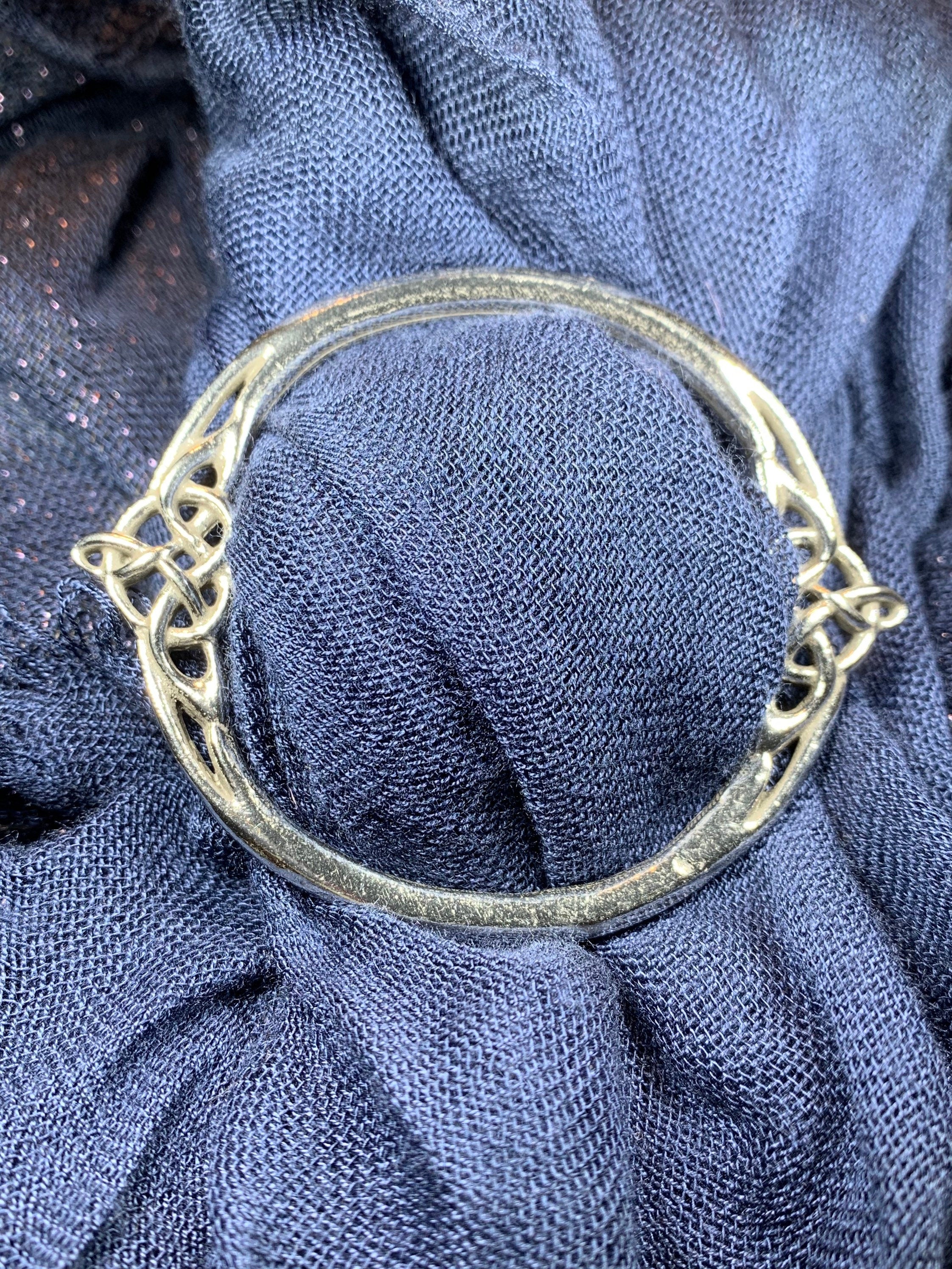 Noelle Celtic Knot Scarf Ring