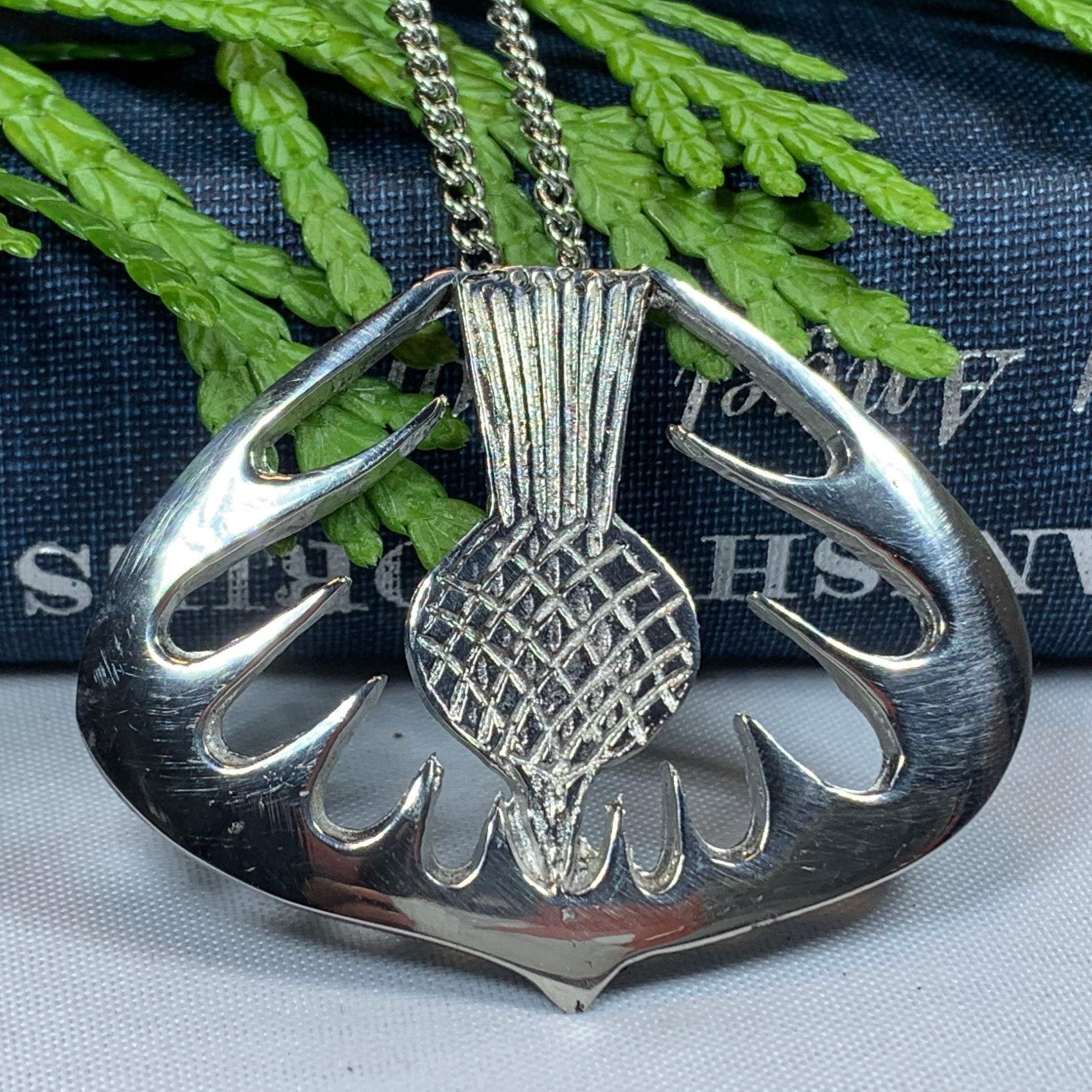 Mackenzie Thistle Necklace