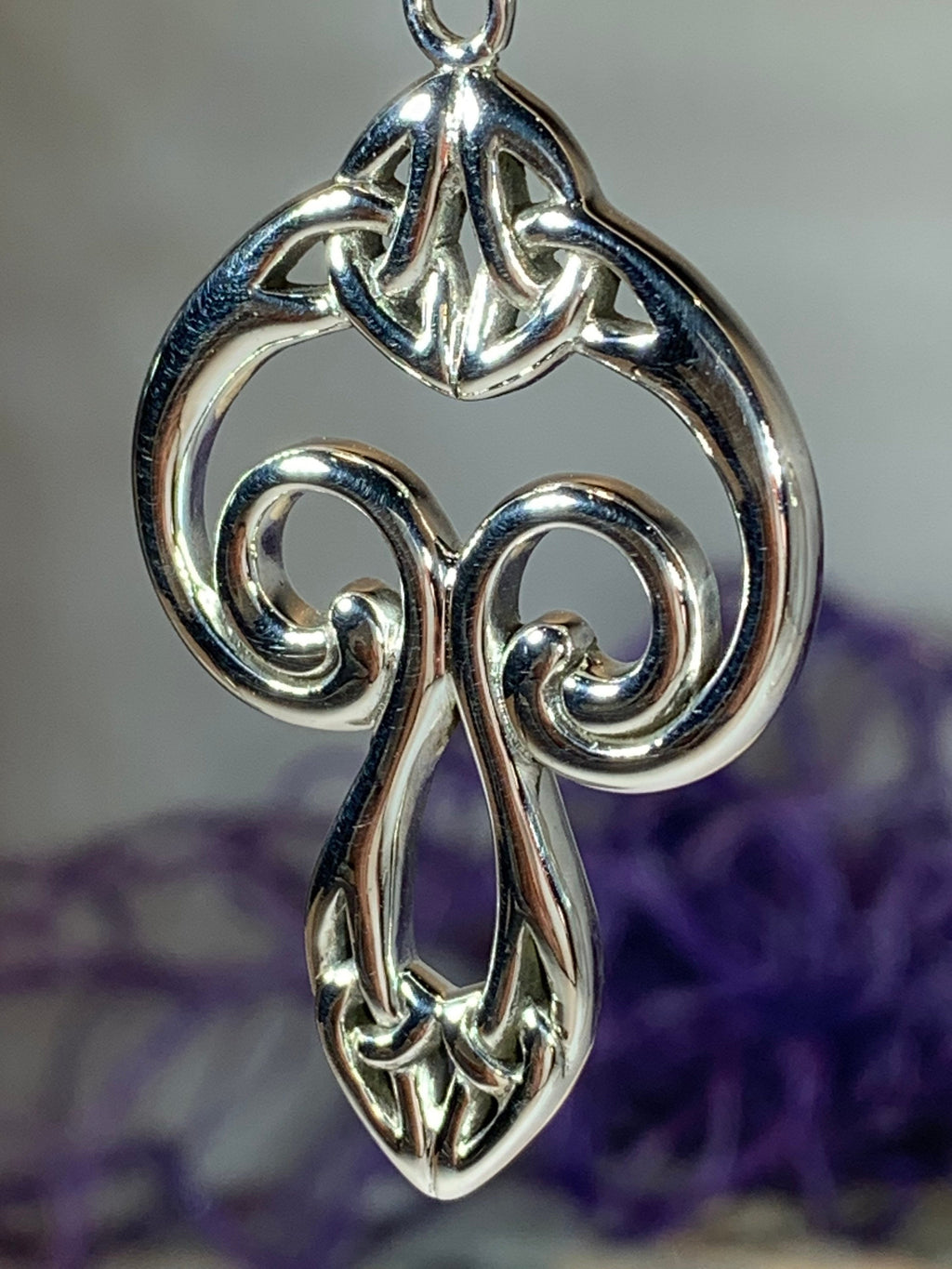 Yseult Celtic Knot Necklace