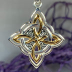 Classic Quaternary Knot Necklace