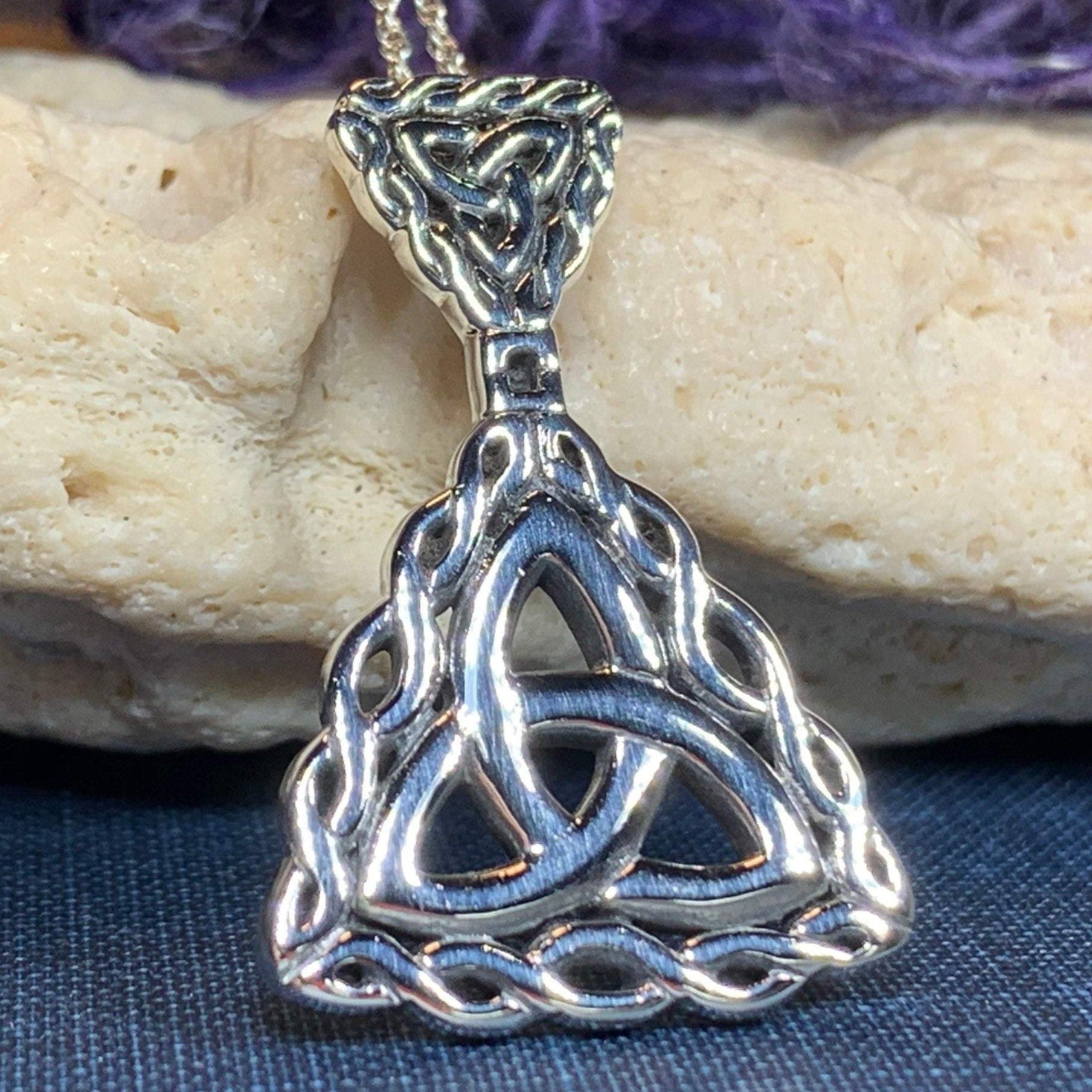 Naomh Trinity Knot Necklace