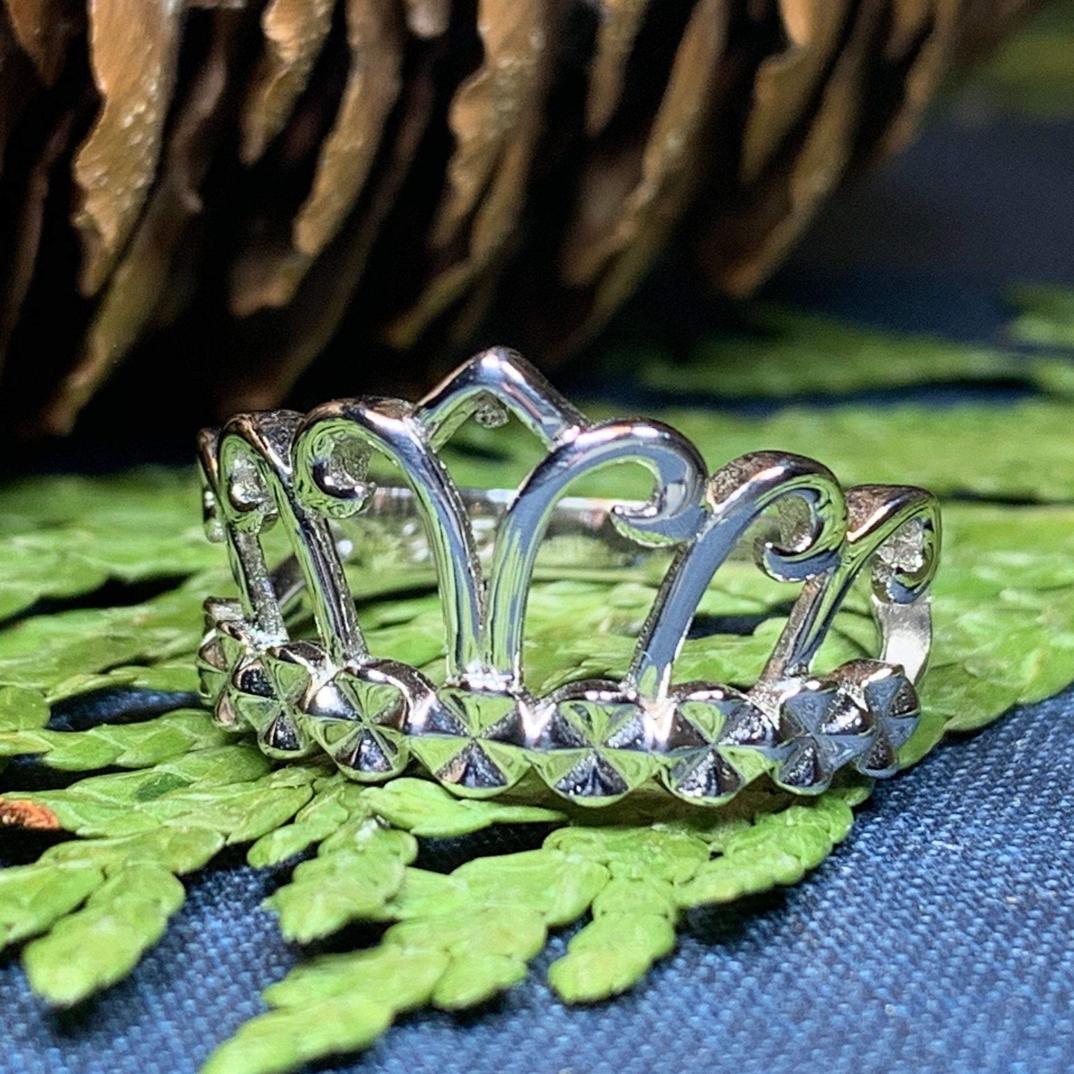 Anne Crown Ring
