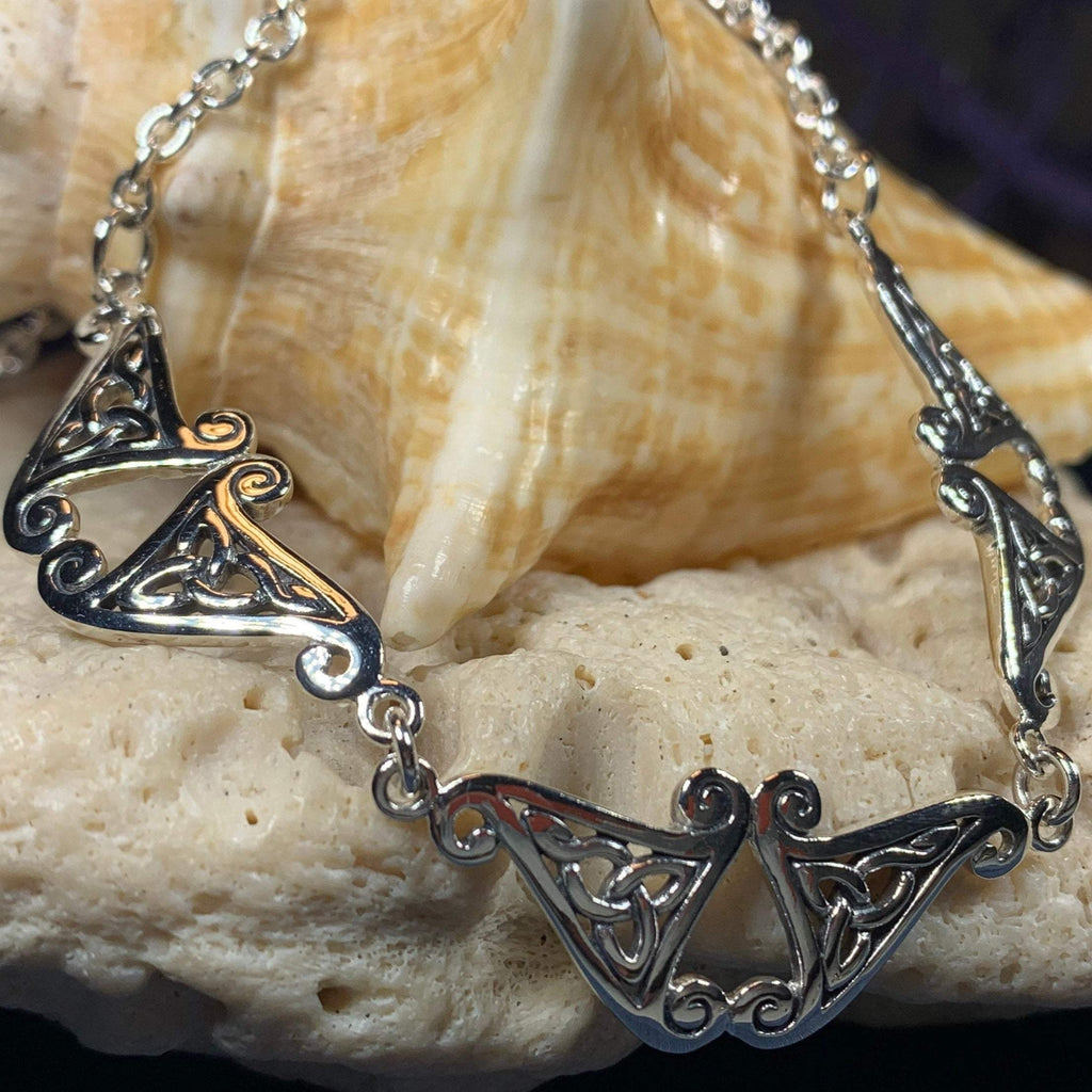 Morna Trinity Knot Necklace
