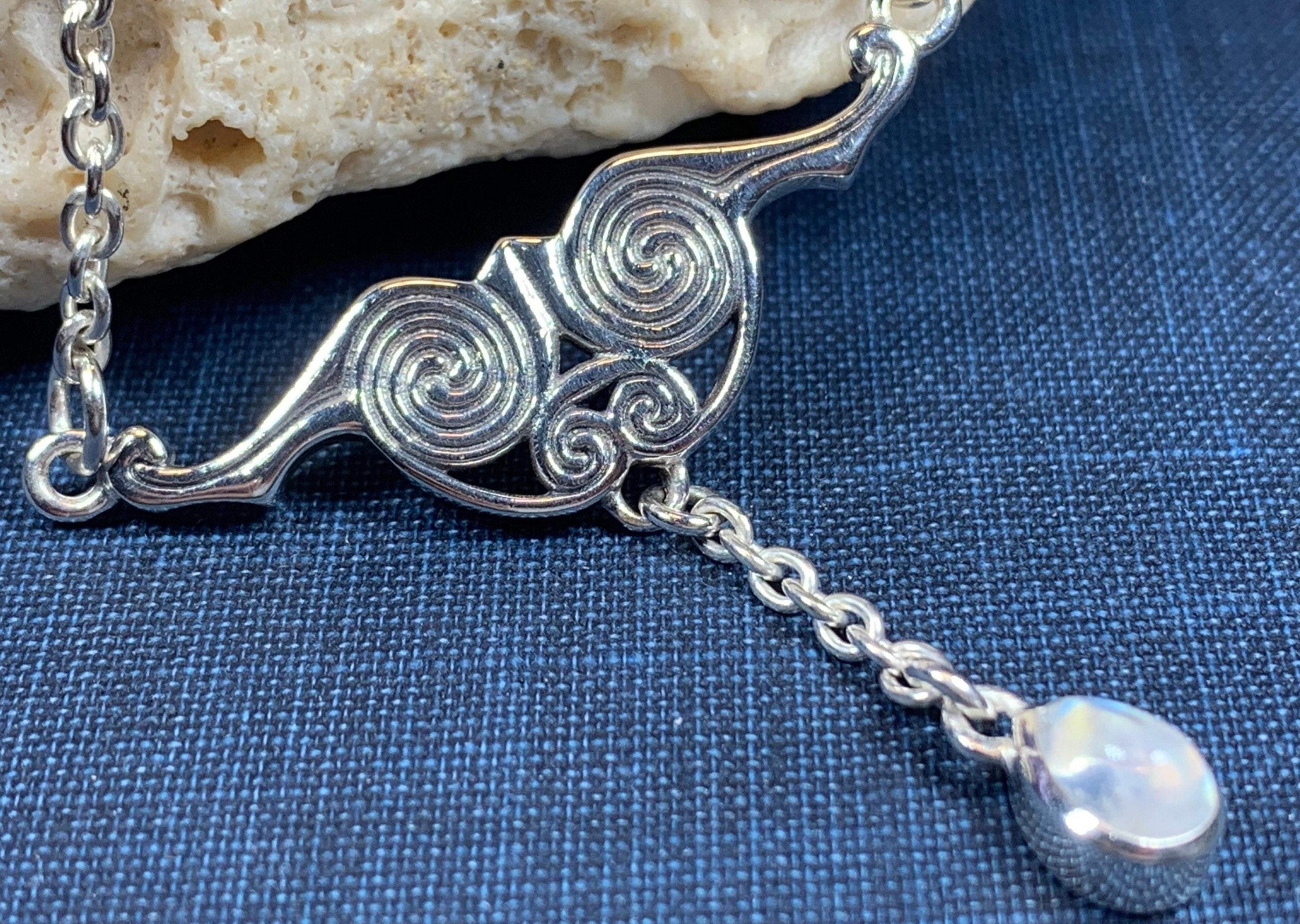 Liosa Celtic Spiral Necklace