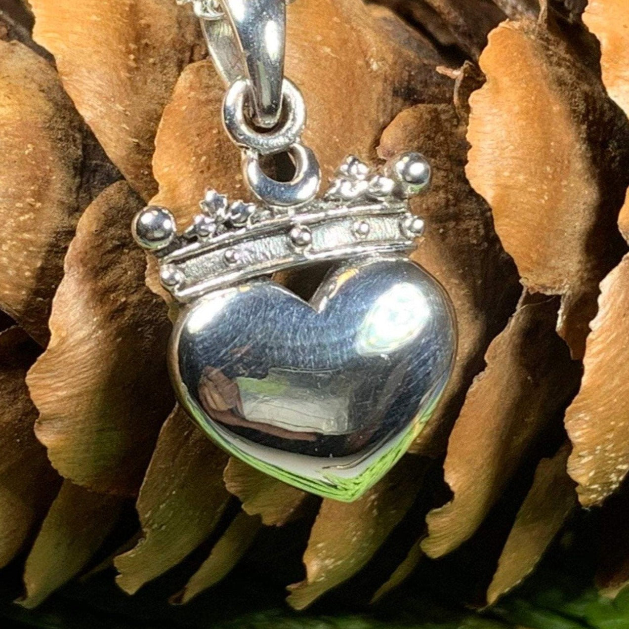 Crescent Moon Claddagh Necklace