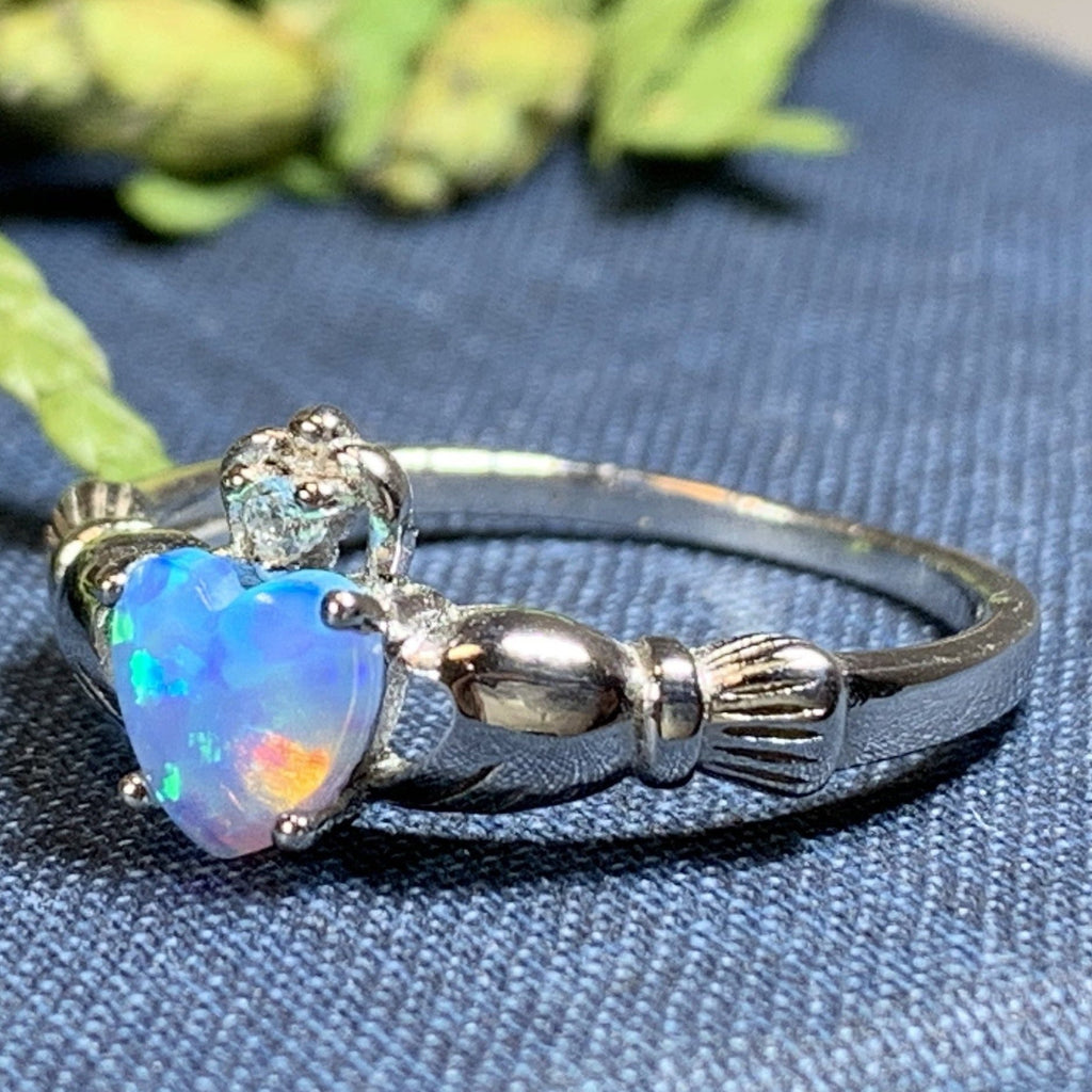 Glynnis Claddagh Ring