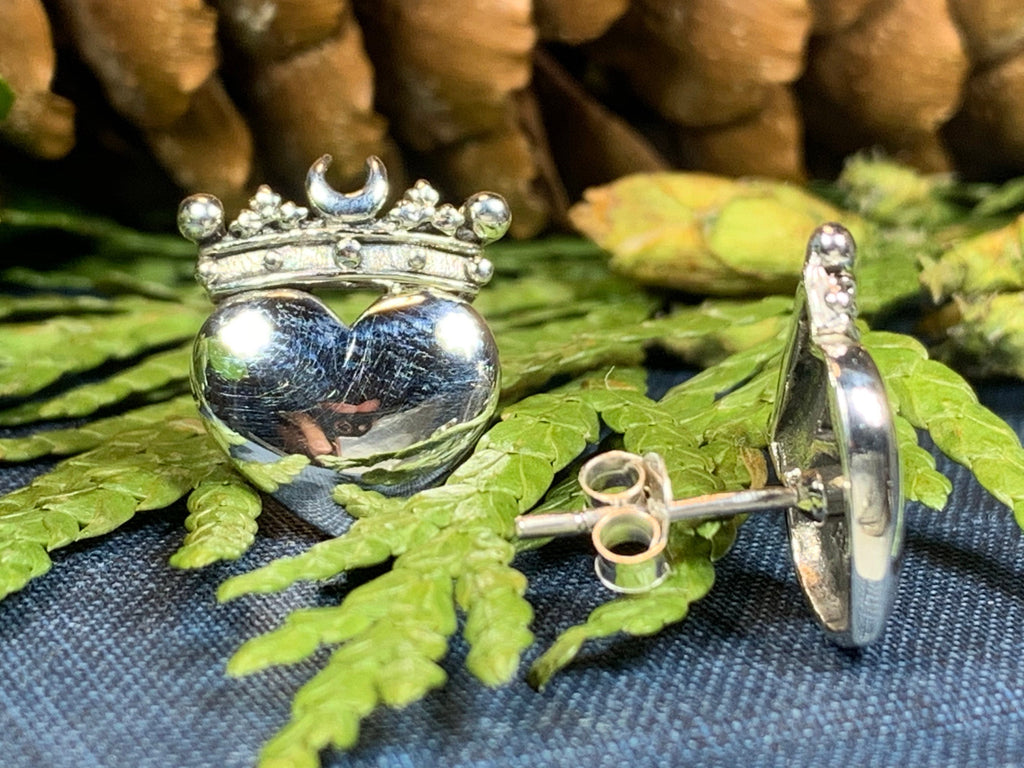 Celtic Claddagh Post Earrings