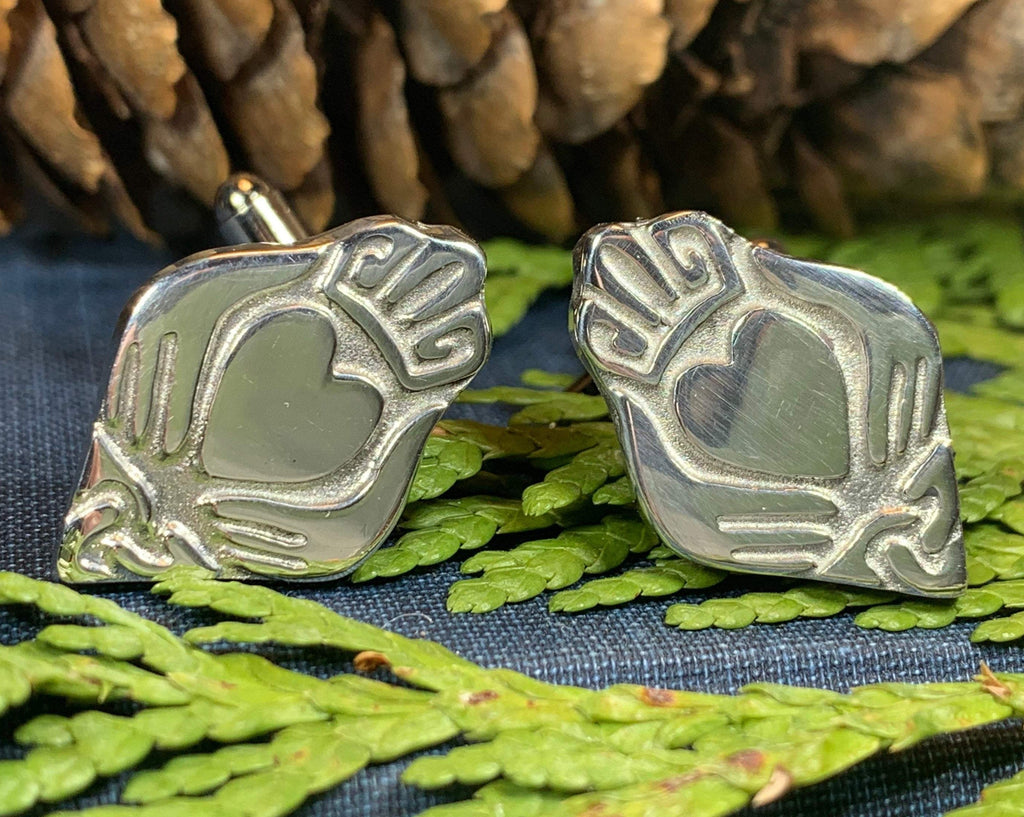 Modern Claddagh Cuff Links