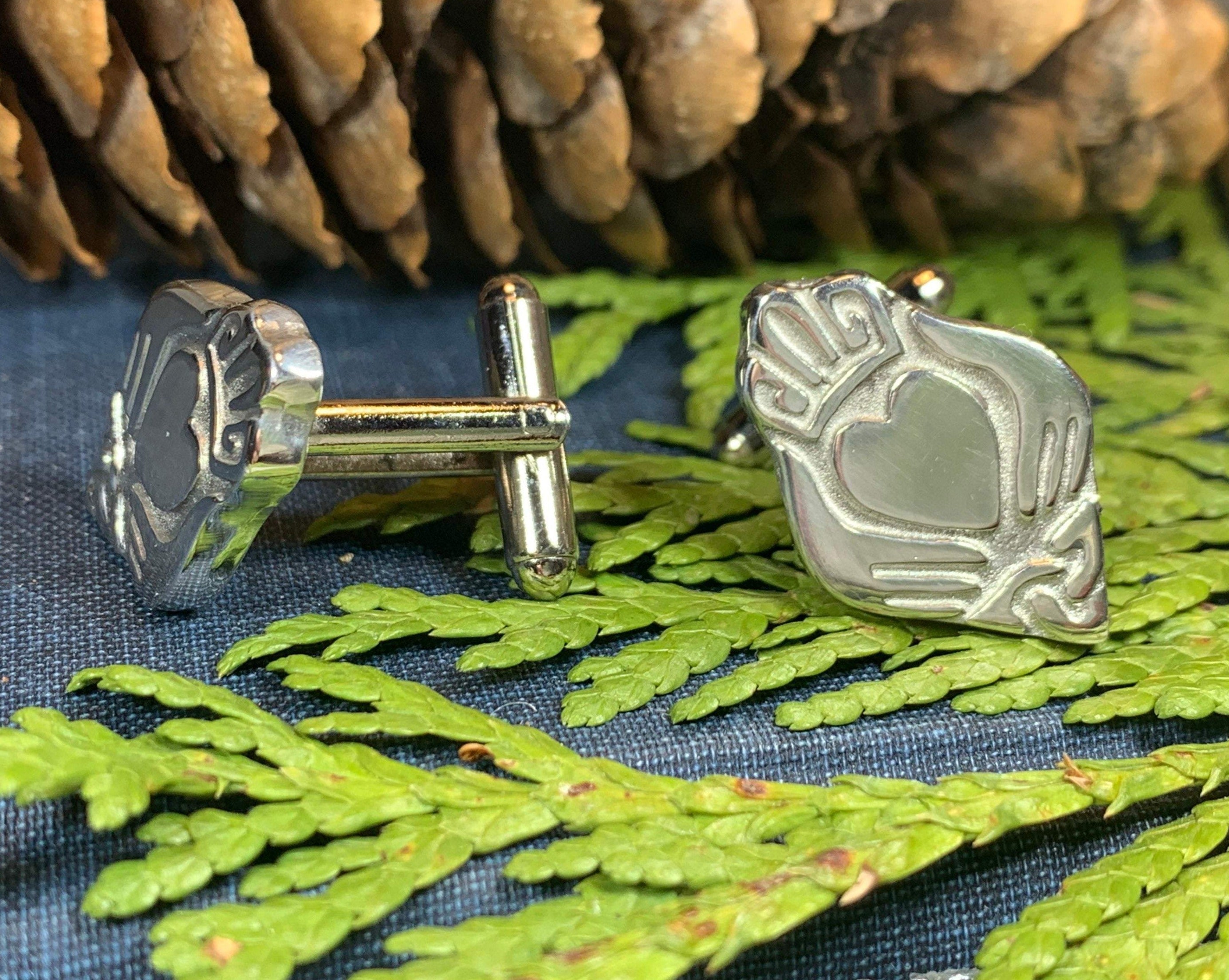 Modern Claddagh Cuff Links