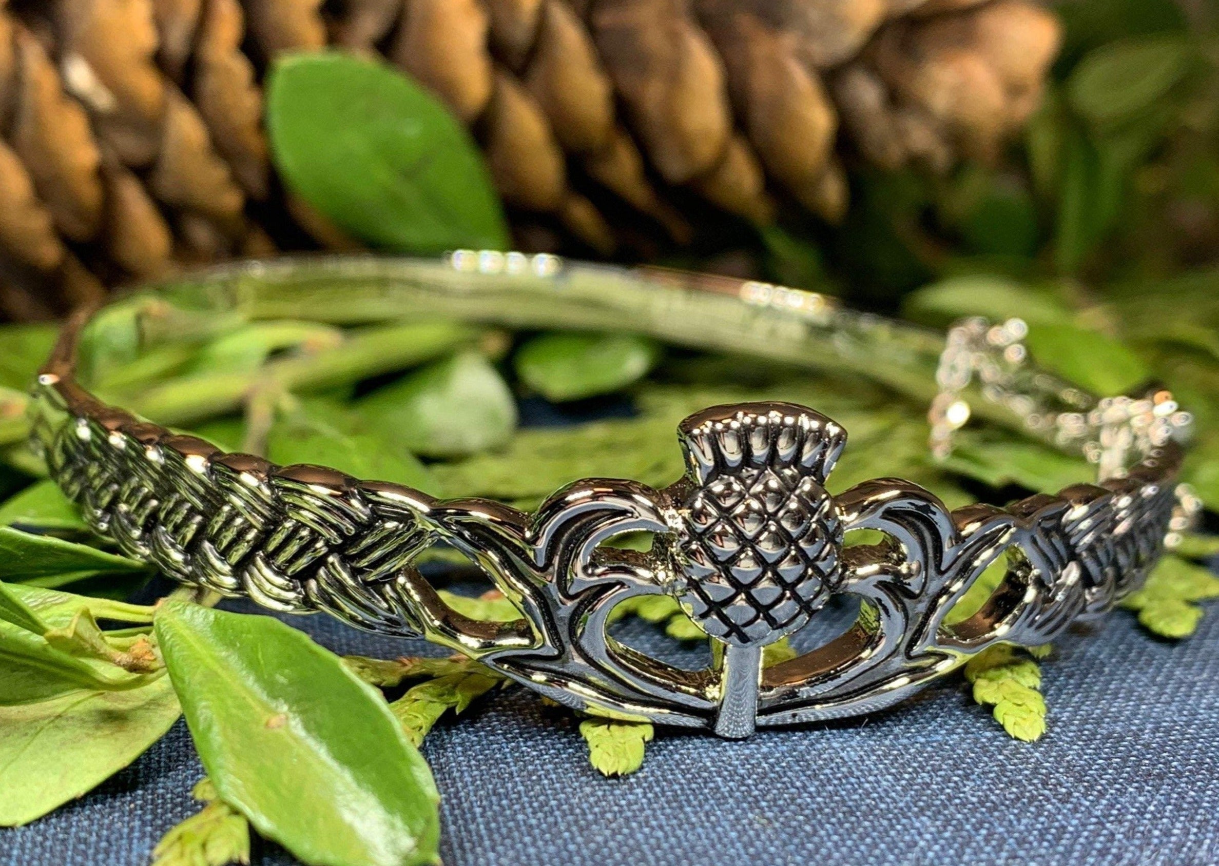 Katrine Thistle Bracelet