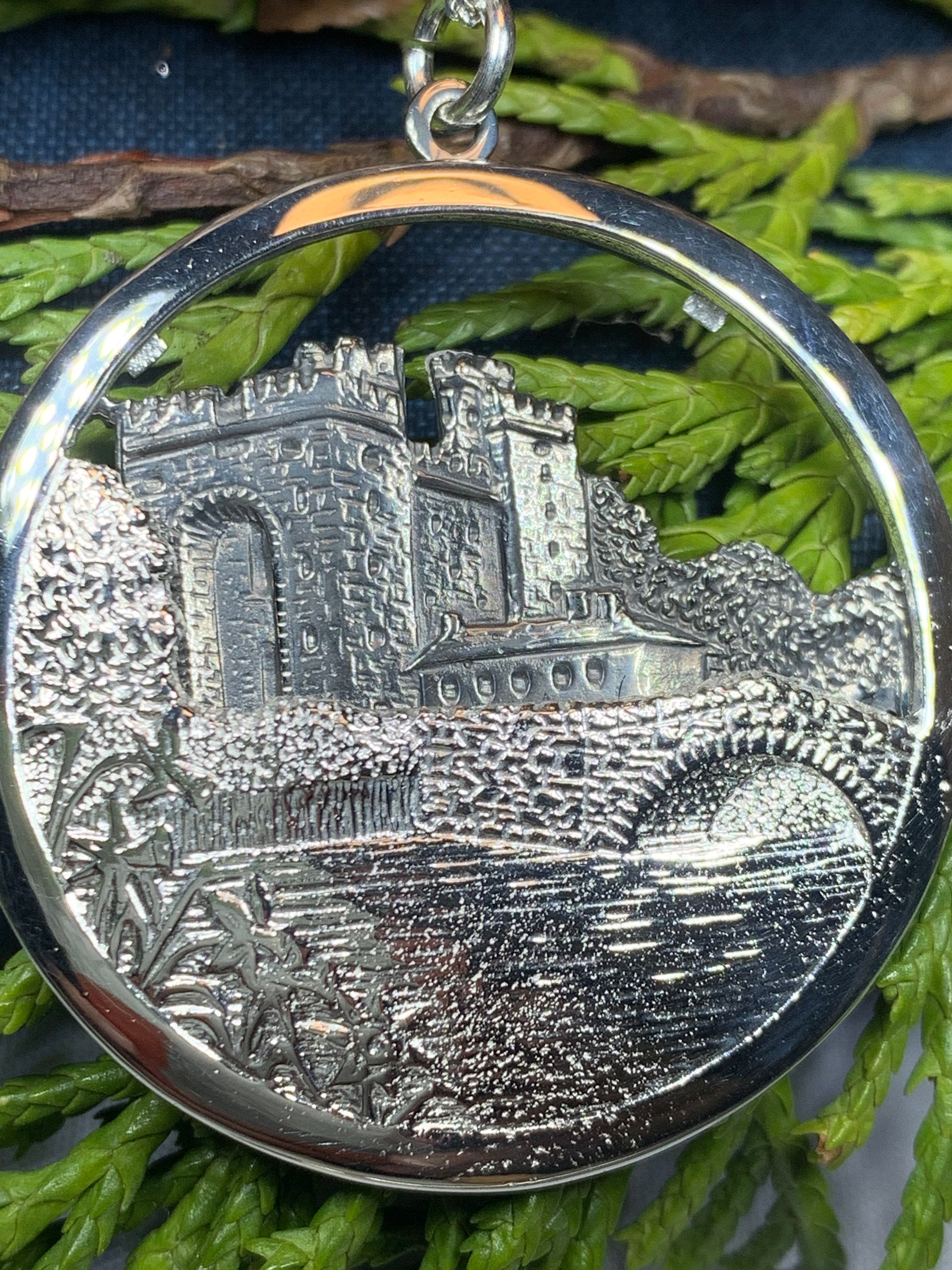 Celtic Bunratty Castle Necklace