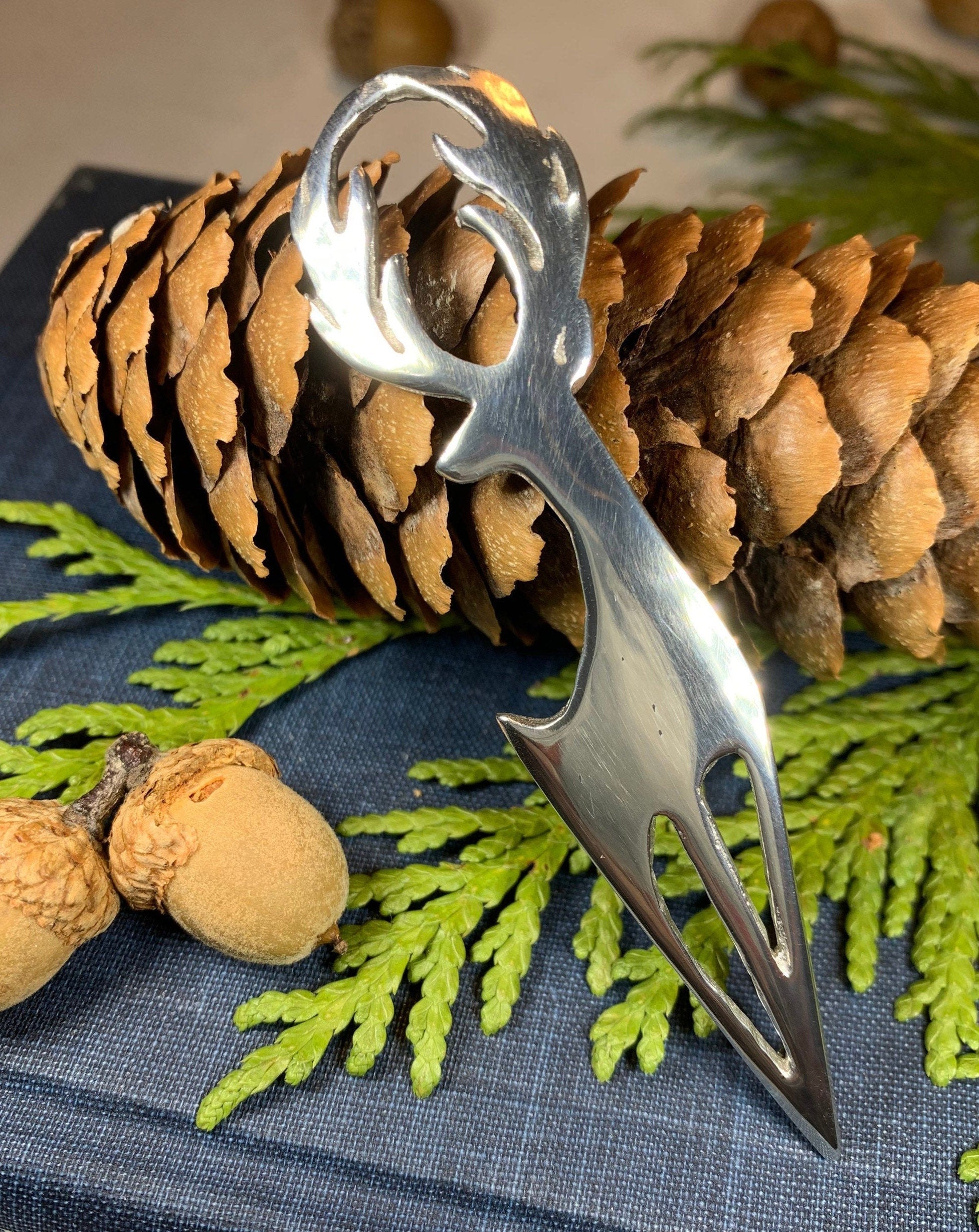 Modern Scottish Stag Kilt Pin