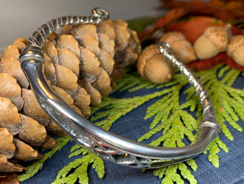 Cristela Celtic Knot Bracelet