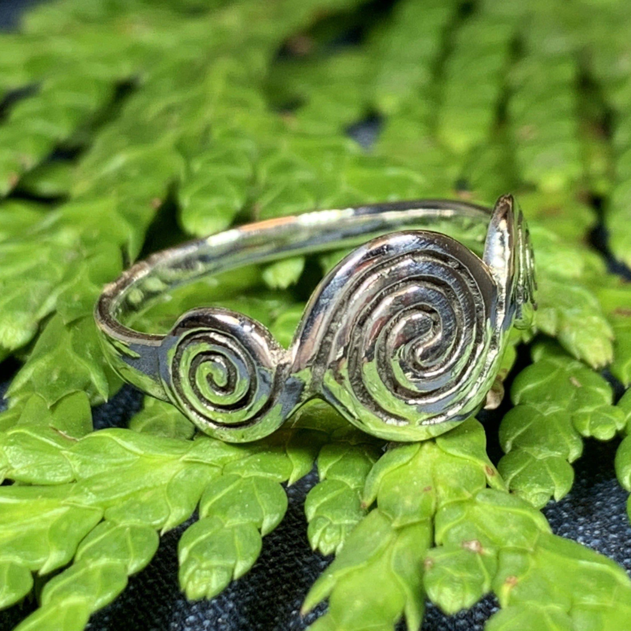 Newgrange Triple Spiral Ring
