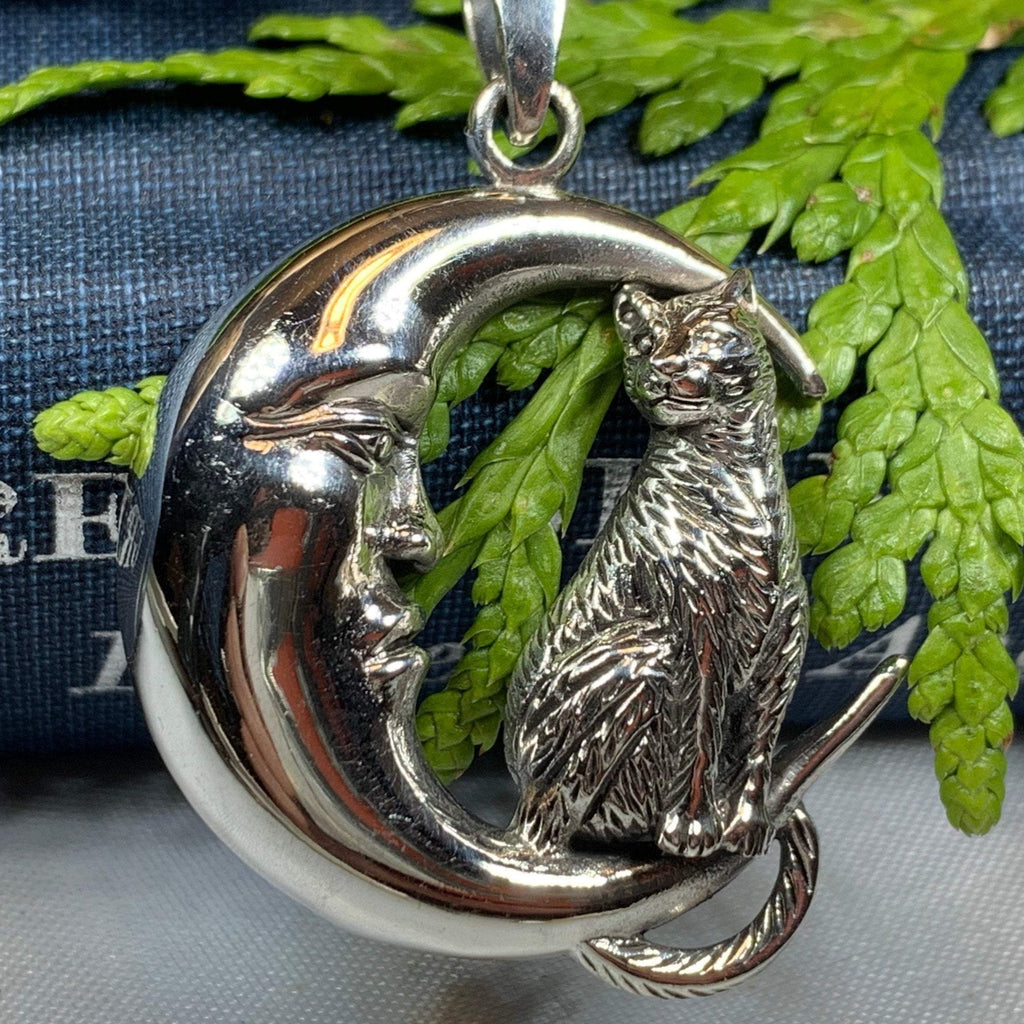 Orla Cat Moon Necklace